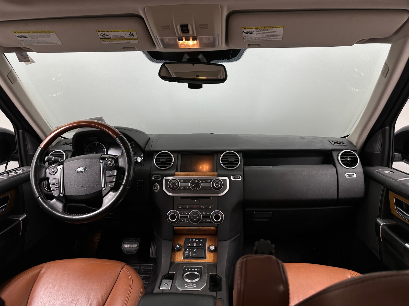 Thumbnail: 2016 Land Rover LR4 - 2