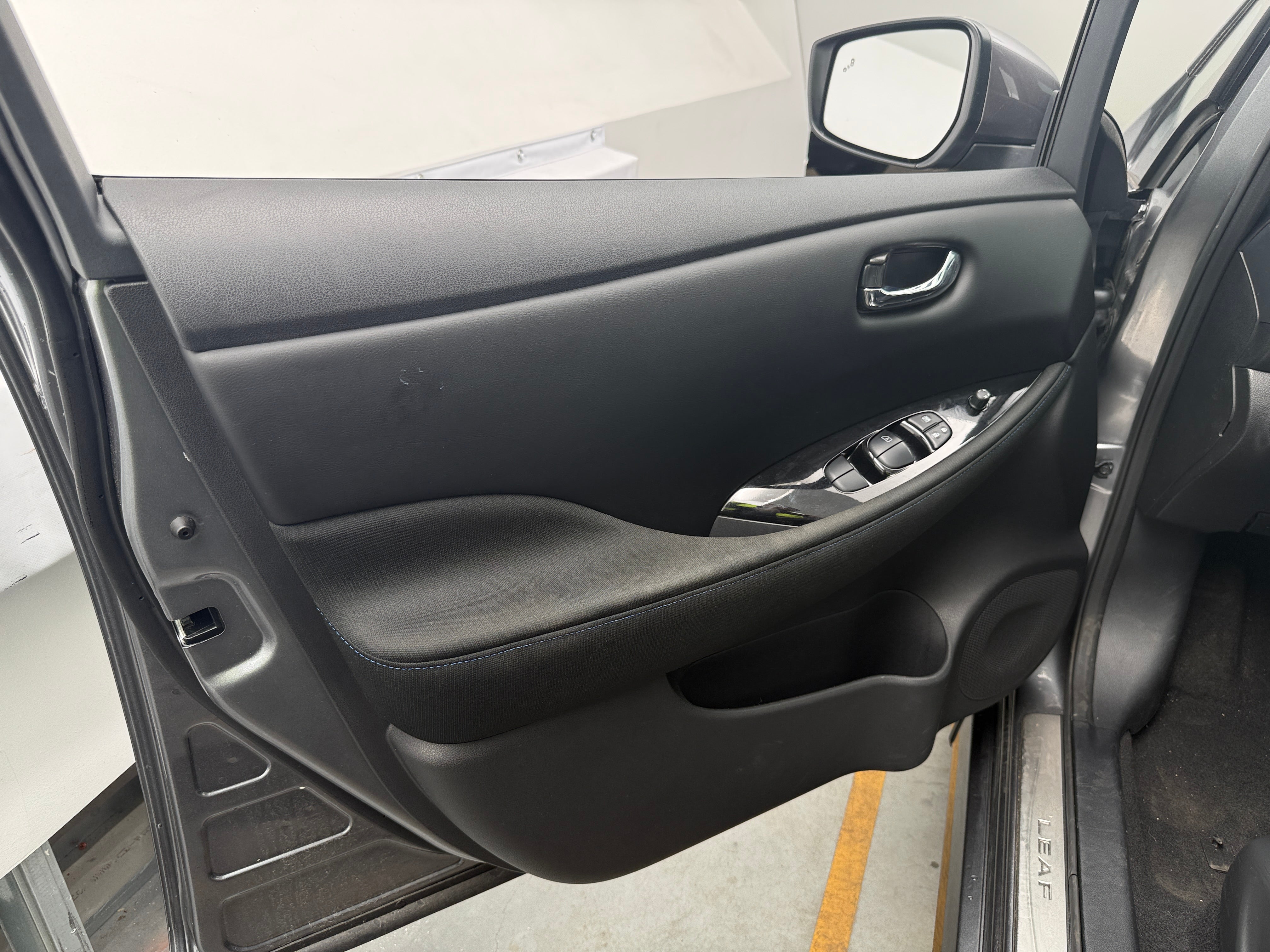Used 2023 Nissan Leaf SV Plus with VIN 1N4CZ1CV8PC559374 for sale in Auburn, WA