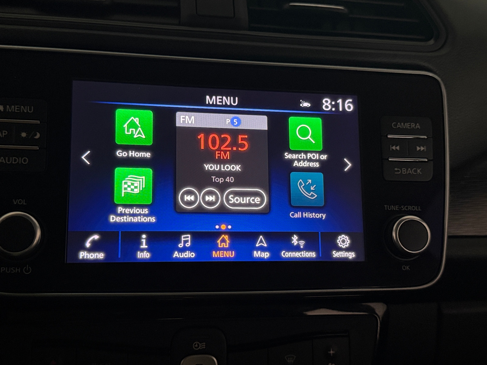 Thumbnail: 2023 Nissan Leaf - 4
