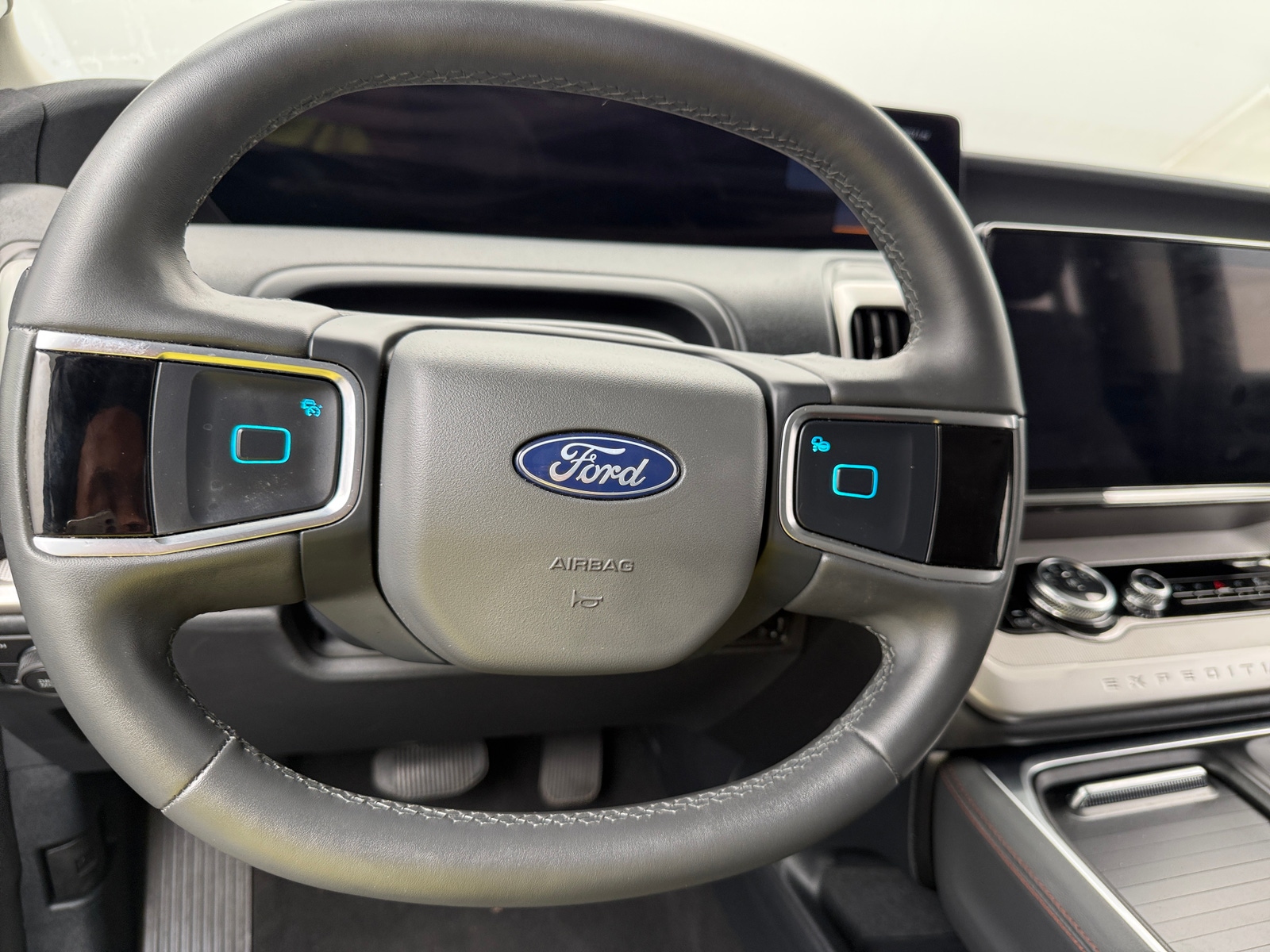 Thumbnail: 2025 Ford Expedition MAX - 5