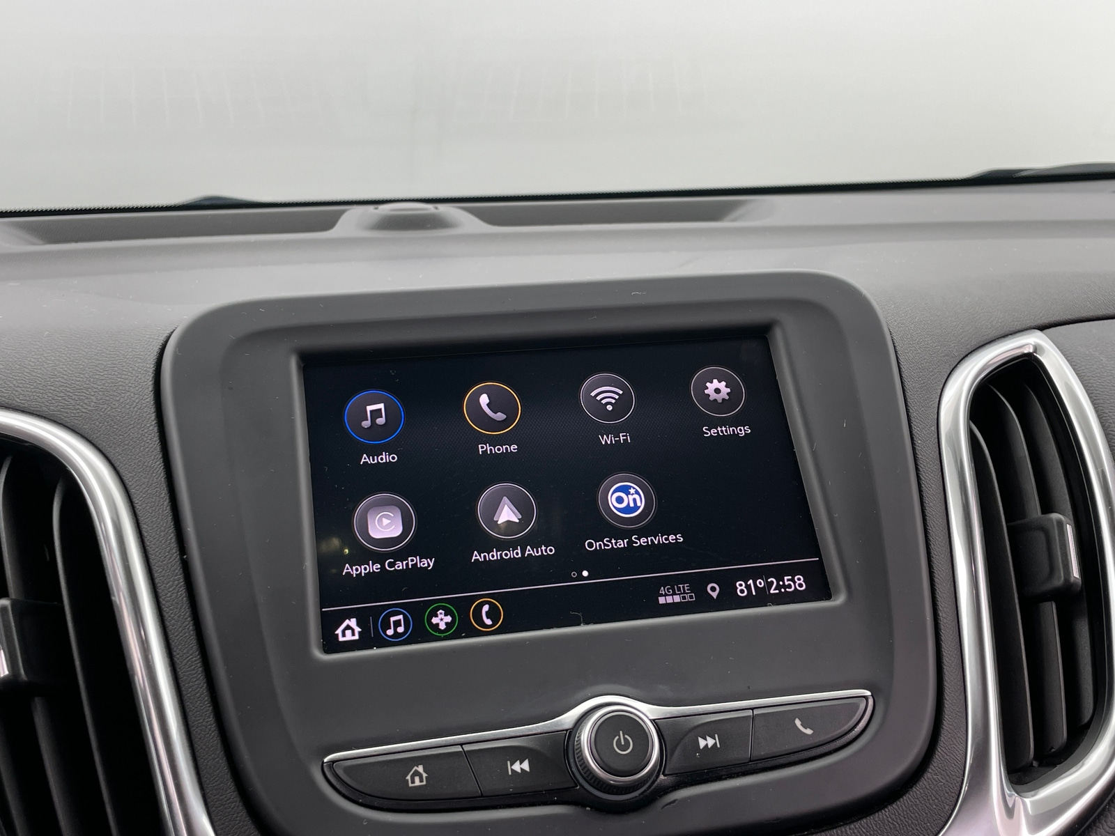 Thumbnail: 2020 Chevrolet Equinox - 4