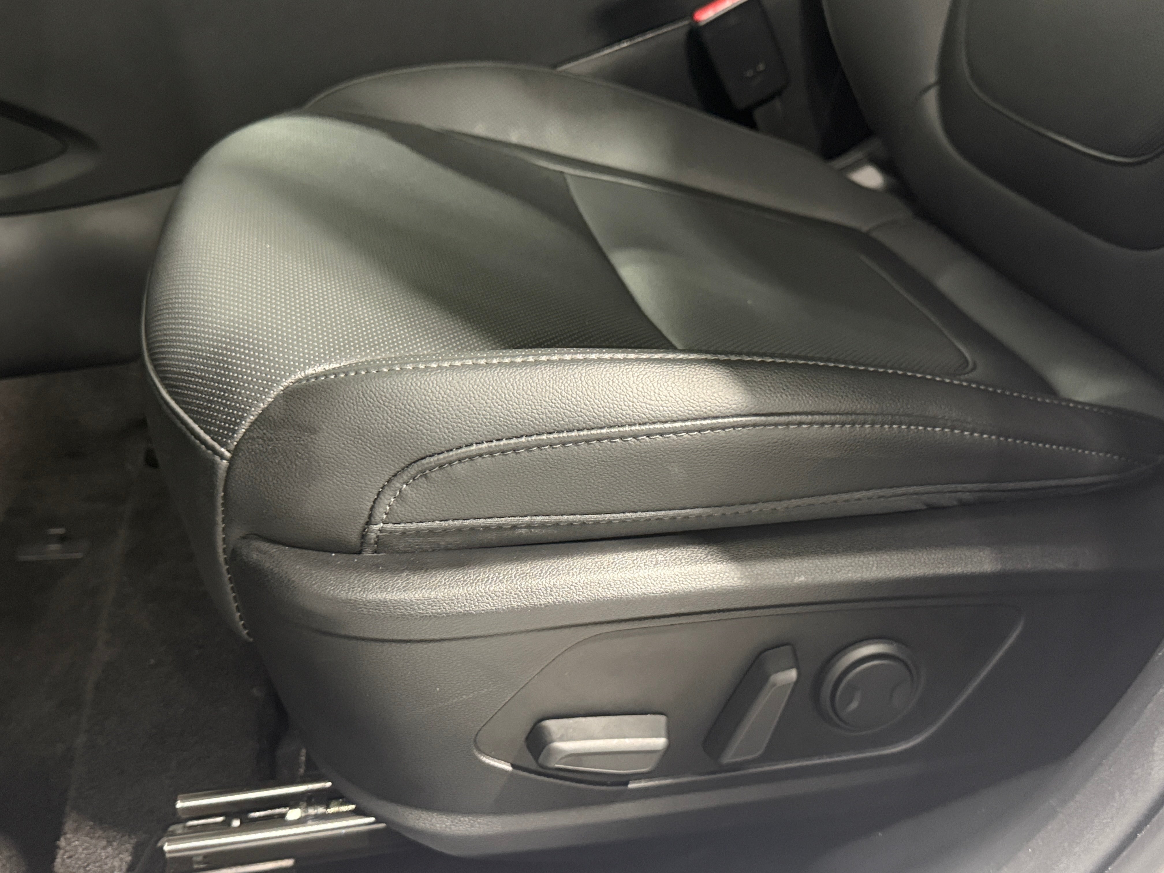 2025 Hyundai Santa Cruz SEL - Photo 3