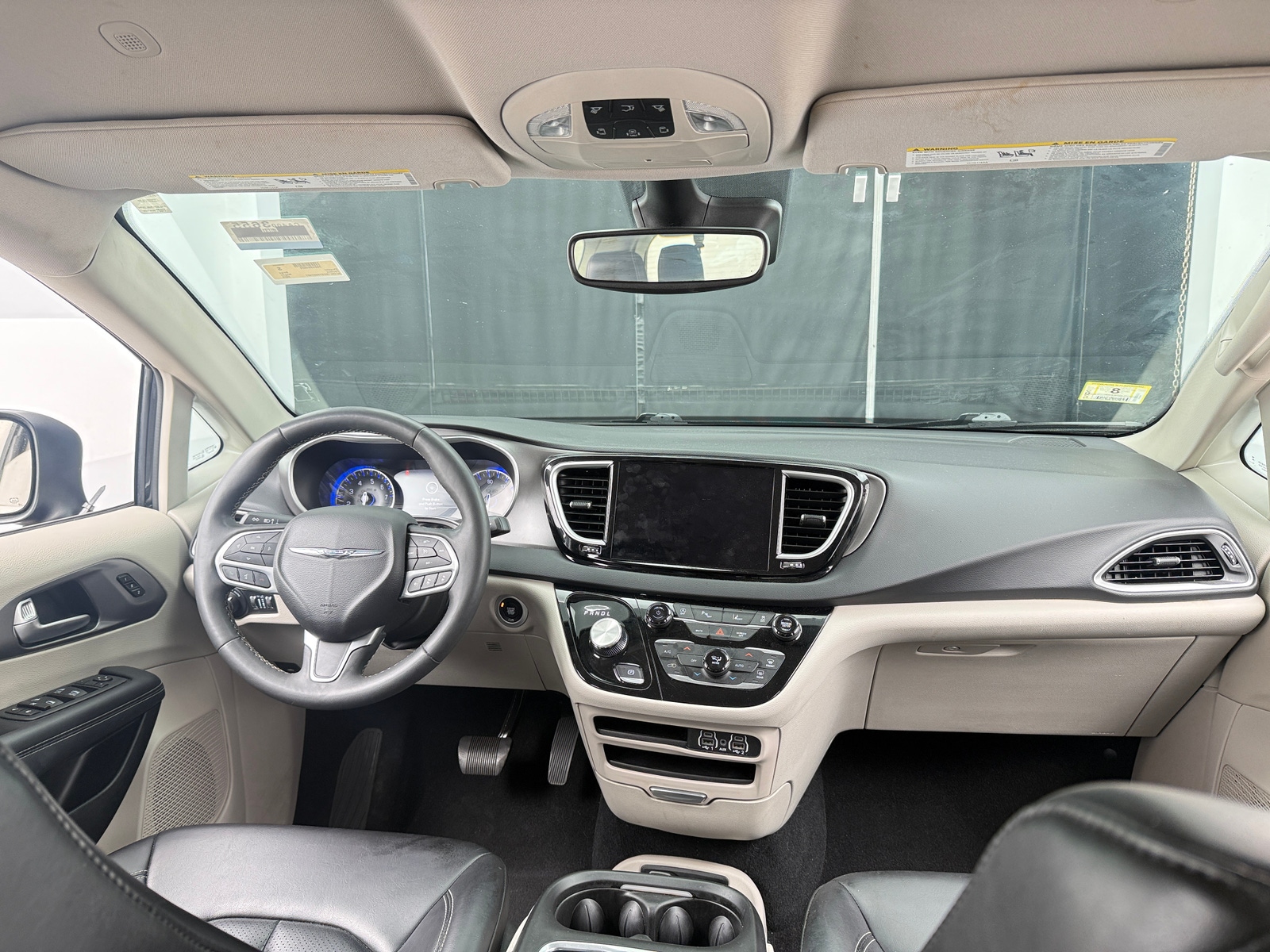 Thumbnail: 2023 Chrysler Pacifica - 2