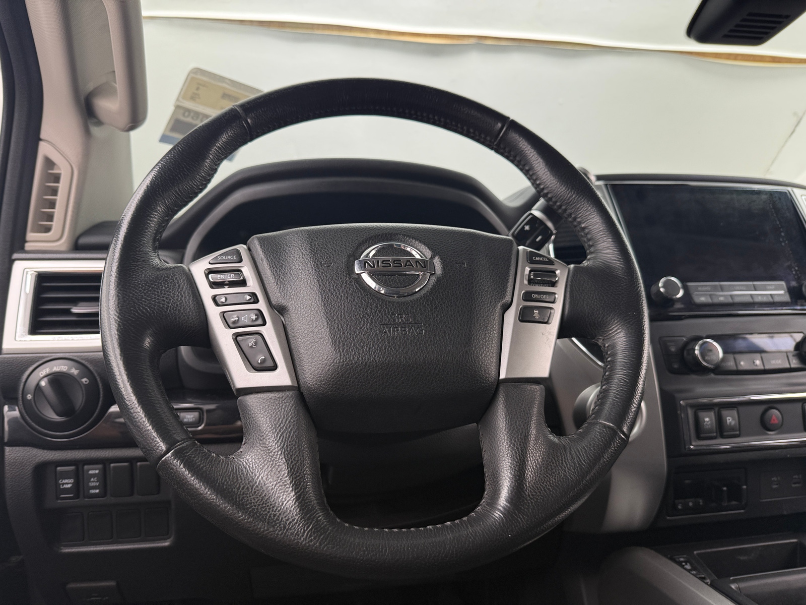 Thumbnail: 2020 Nissan Titan - 5