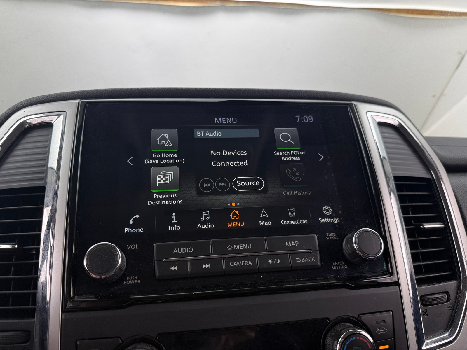 Thumbnail: 2020 Nissan Titan - 4