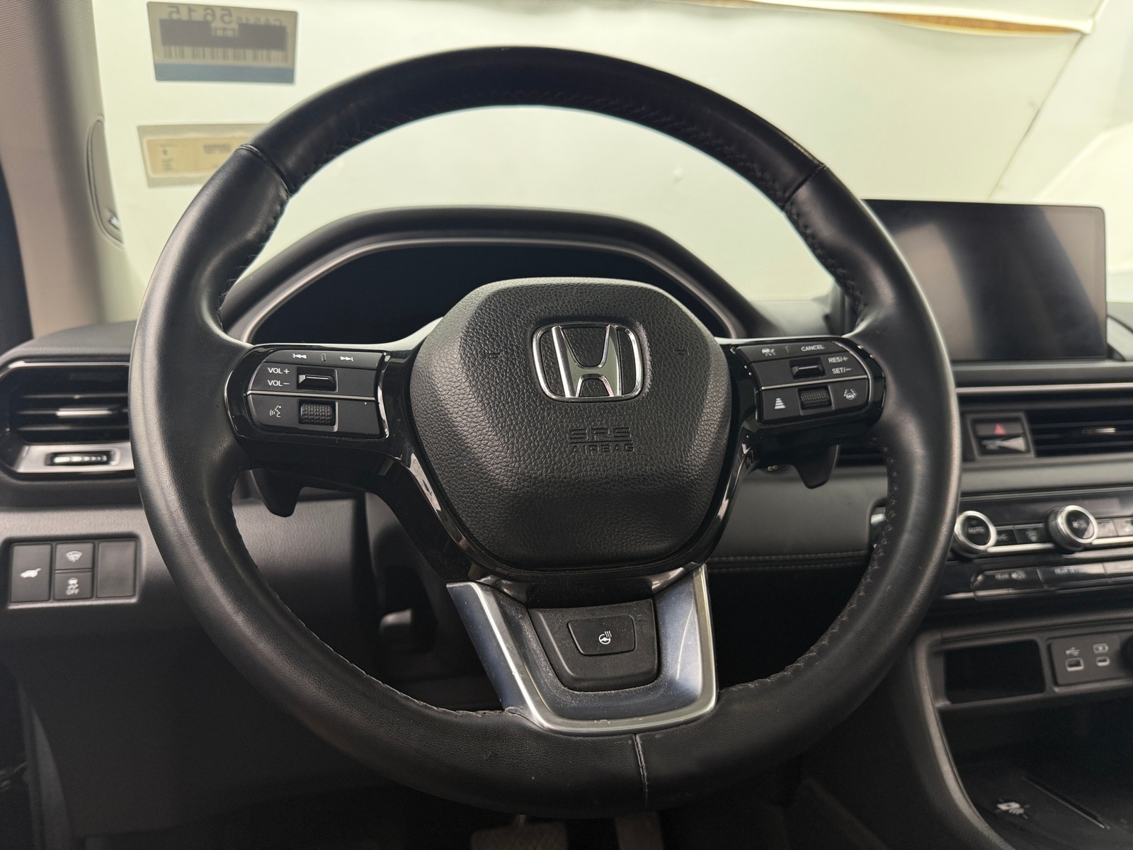 Thumbnail: 2023 Honda Pilot - 4