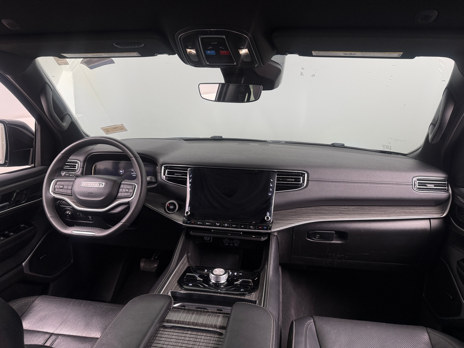 Thumbnail: 2023 Jeep Wagoneer - 2