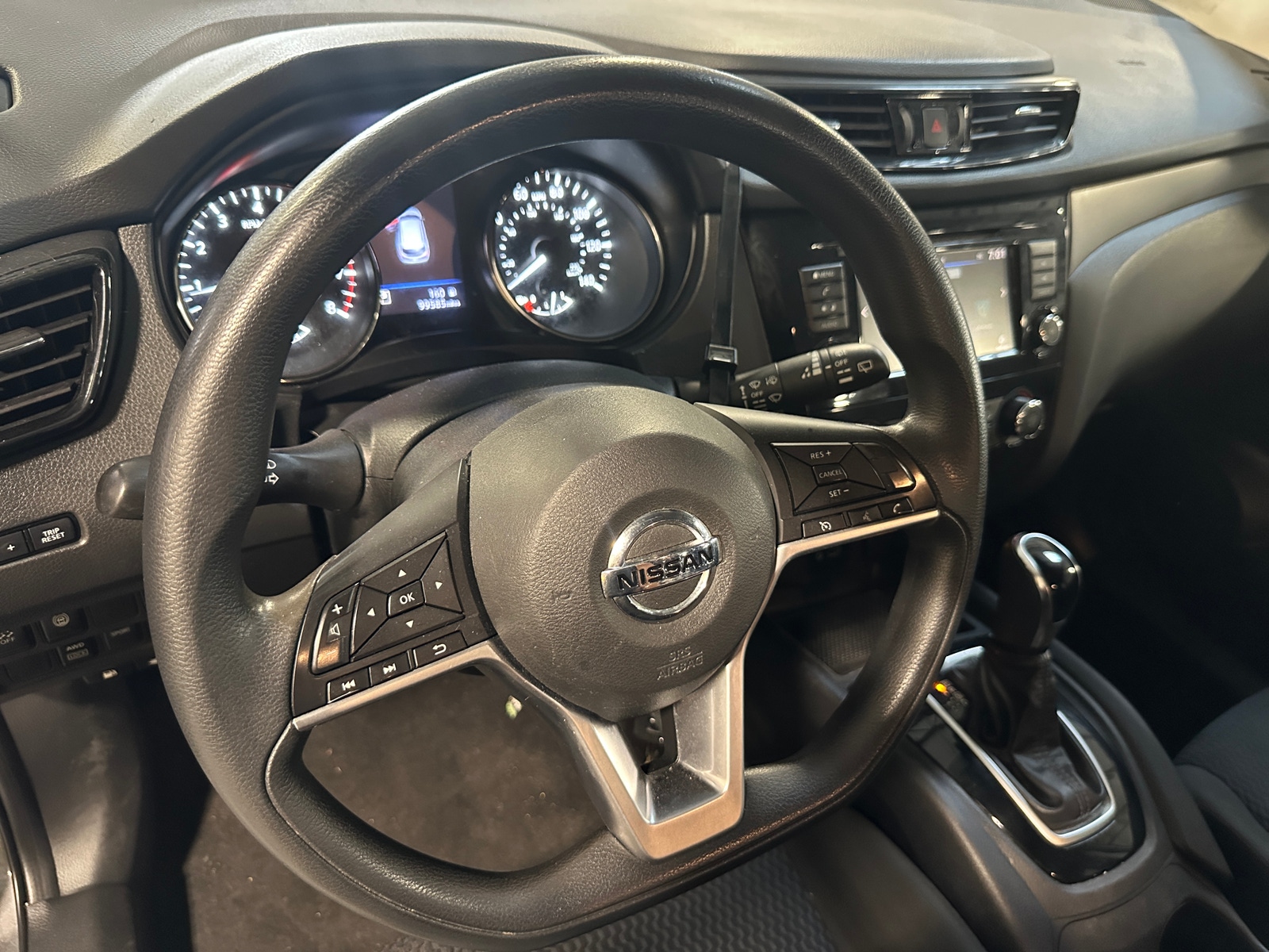 Thumbnail: 2021 Nissan Rogue Sport - 5