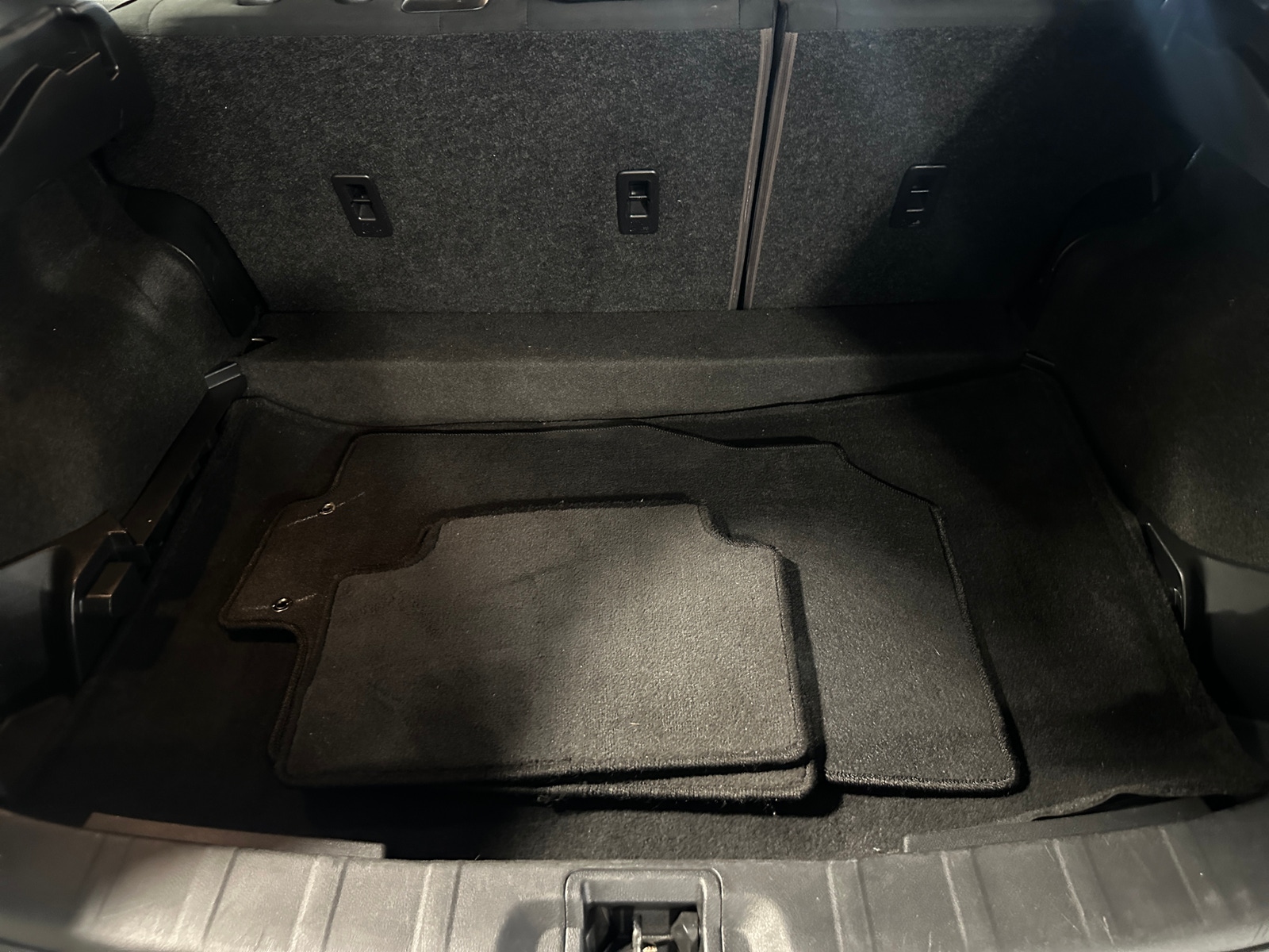 Thumbnail: 2021 Nissan Rogue Sport - 7
