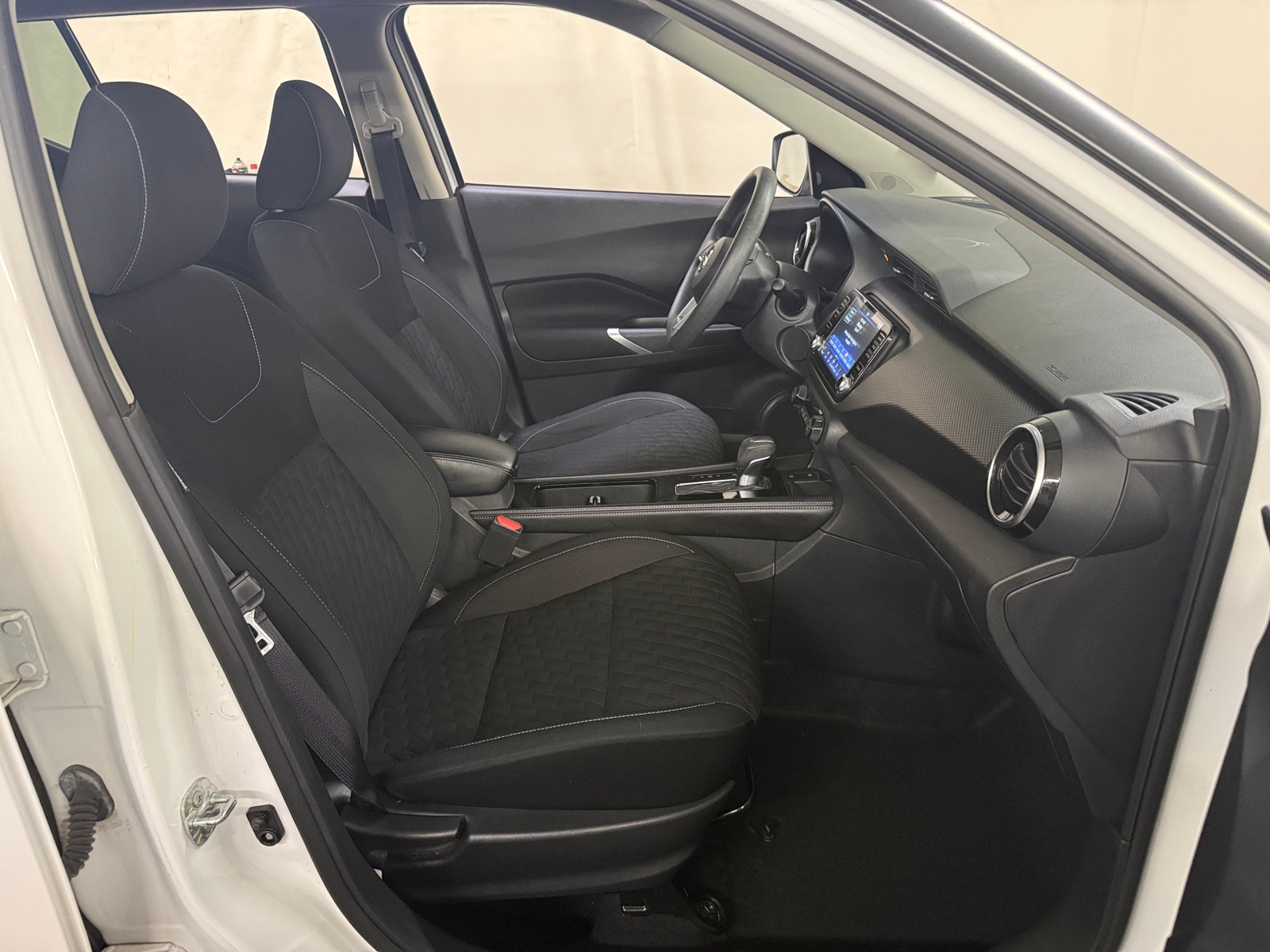 Thumbnail: 2021 Nissan Kicks - 2