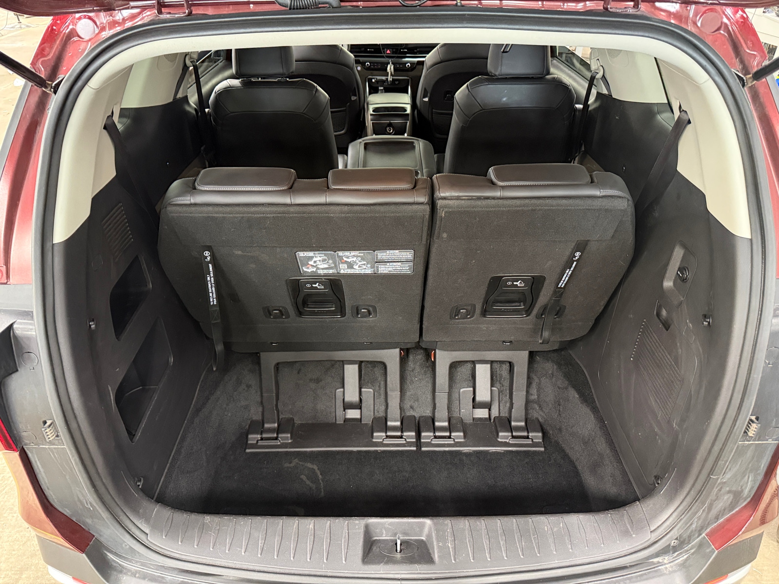 Thumbnail: 2026 Kia Carnival - 6