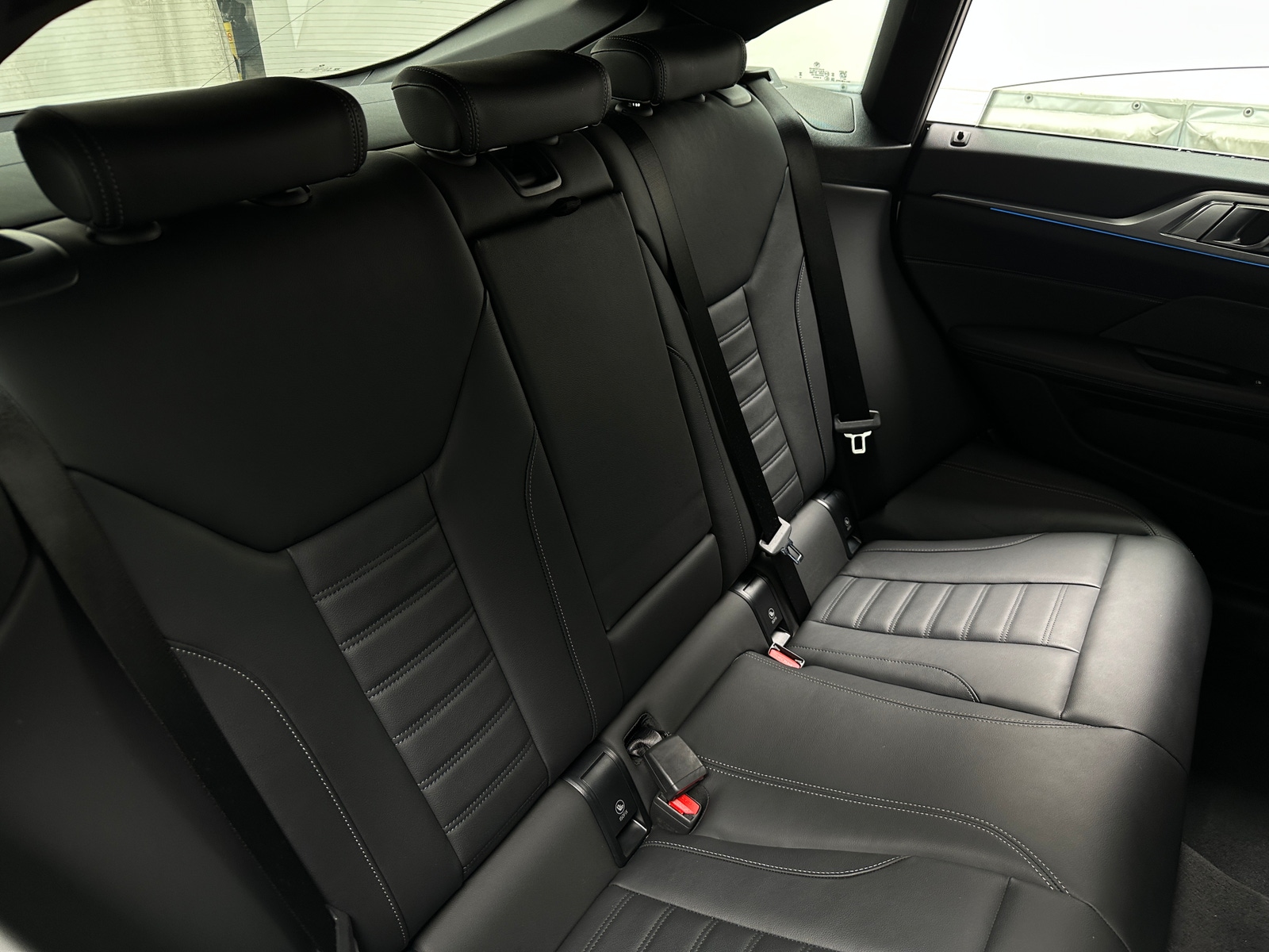 Thumbnail: 2026 BMW 4 Series - 5