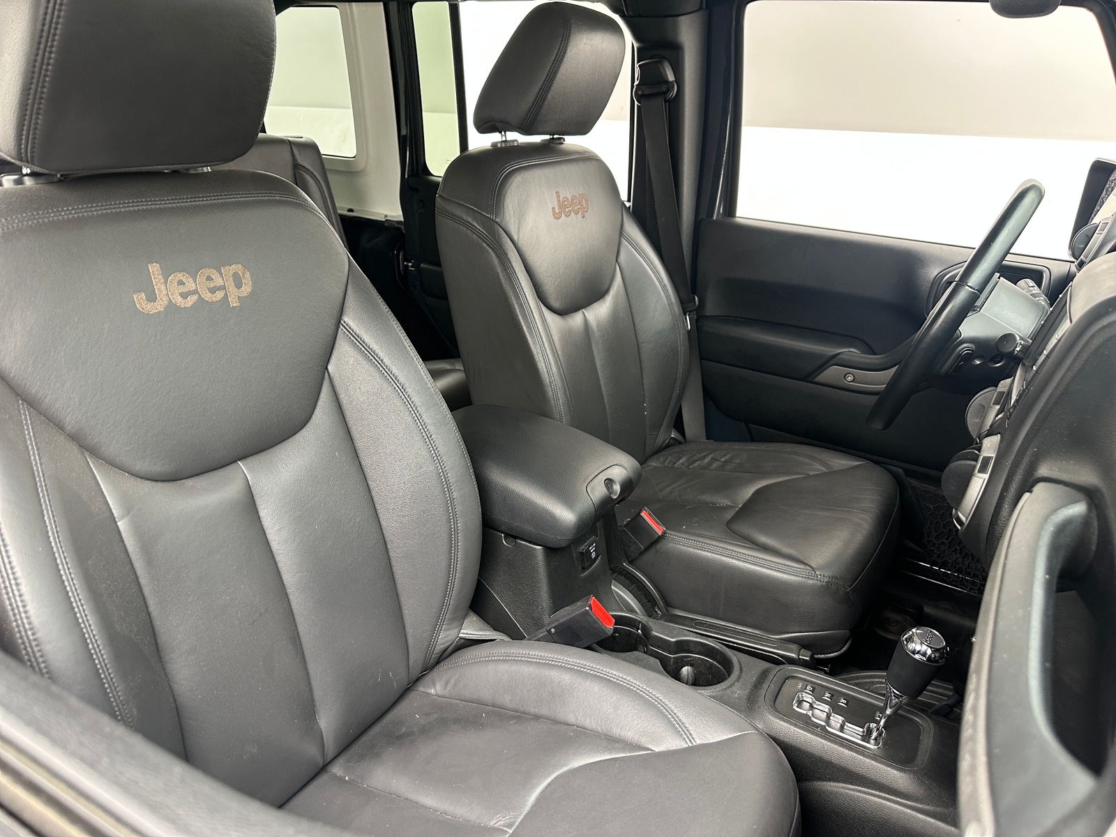Thumbnail: 2017 Jeep Wrangler - 2