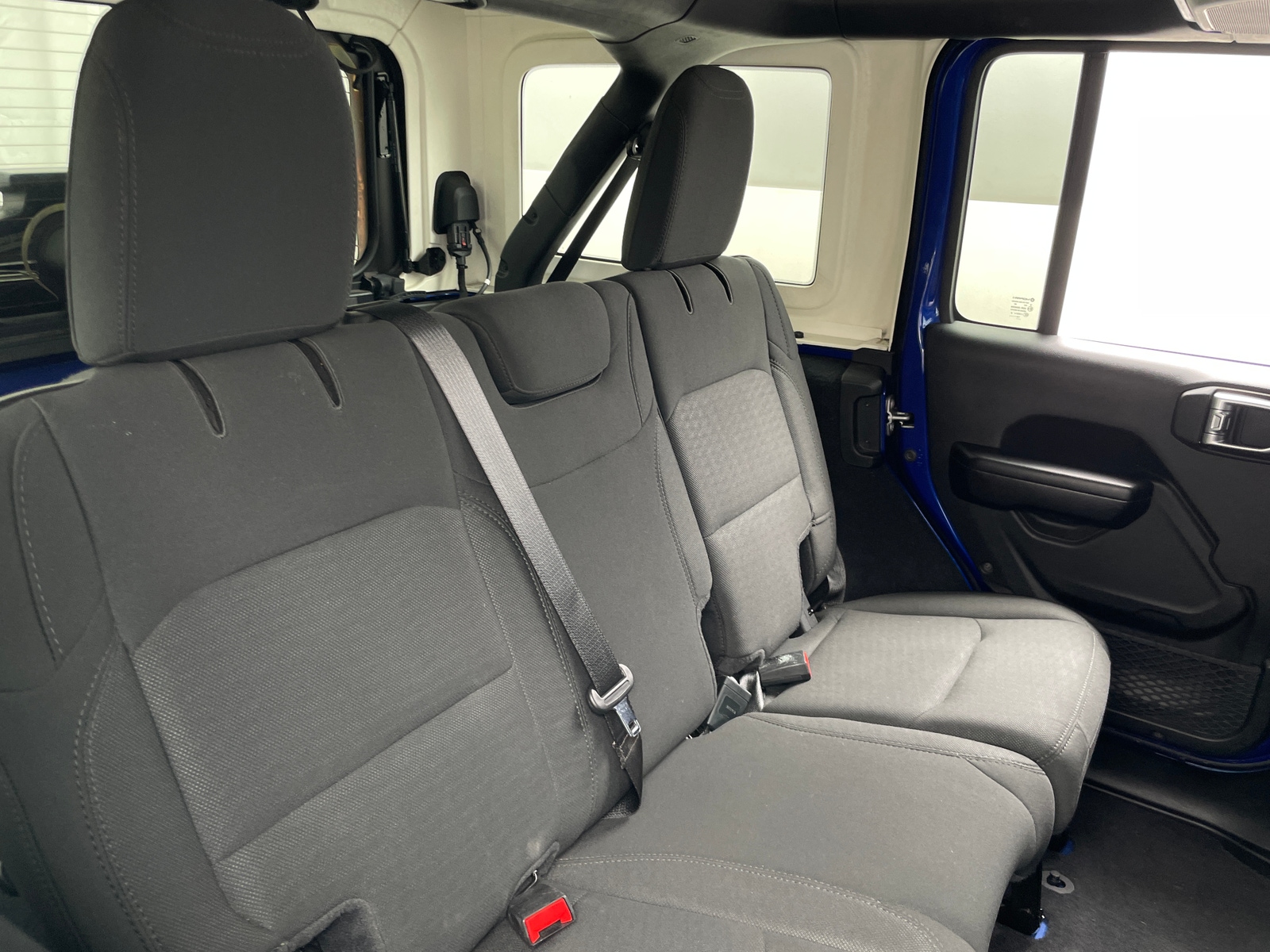 Thumbnail: 2020 Jeep Wrangler - 6