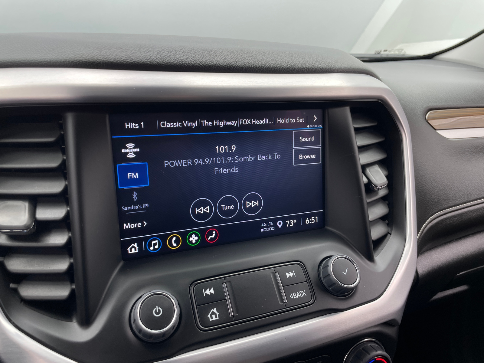 Thumbnail: 2023 GMC Acadia - 4