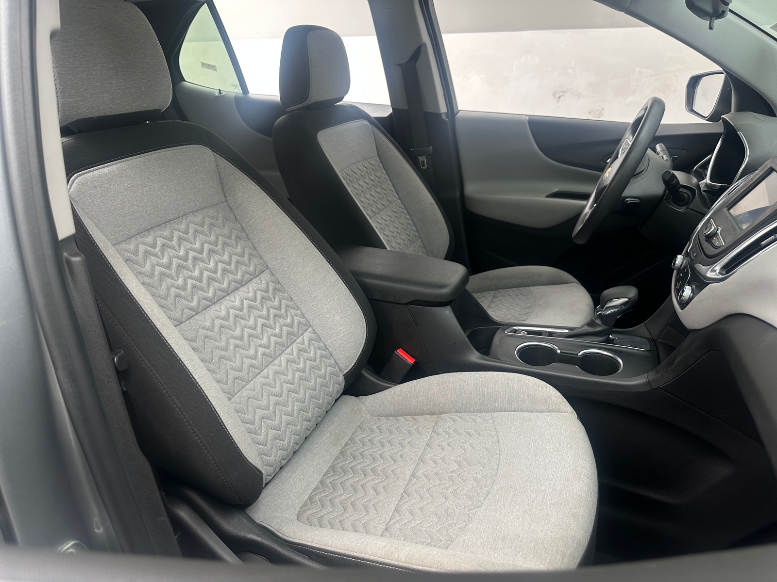 Thumbnail: 2023 Chevrolet Equinox - 2