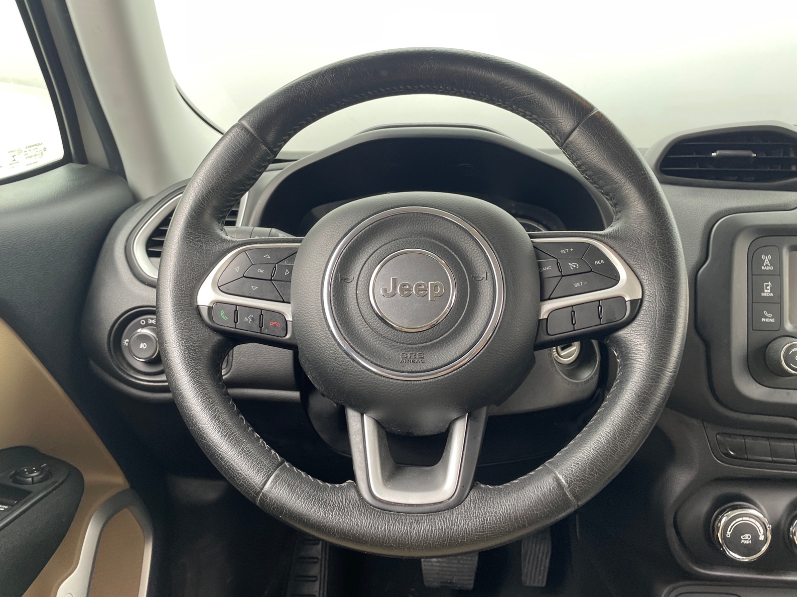 Thumbnail: 2015 Jeep Renegade - 5