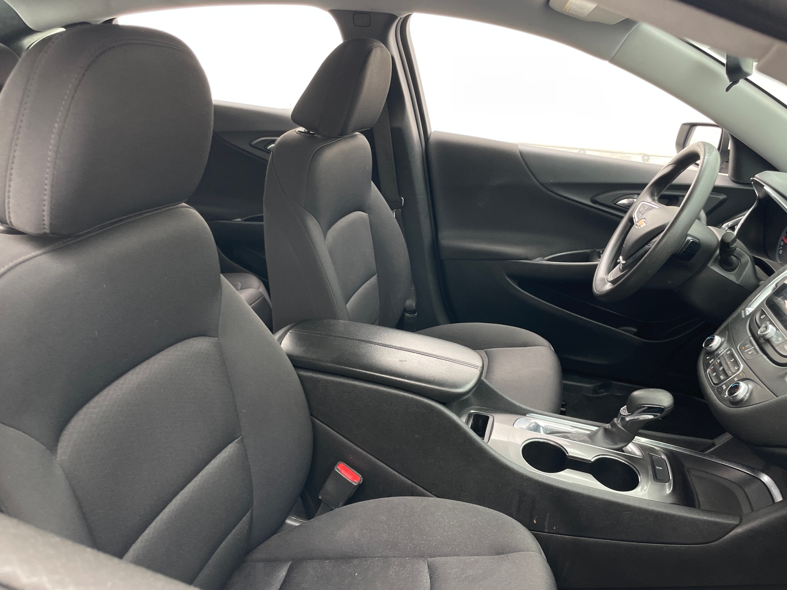 Thumbnail: 2021 Chevrolet Malibu - 2