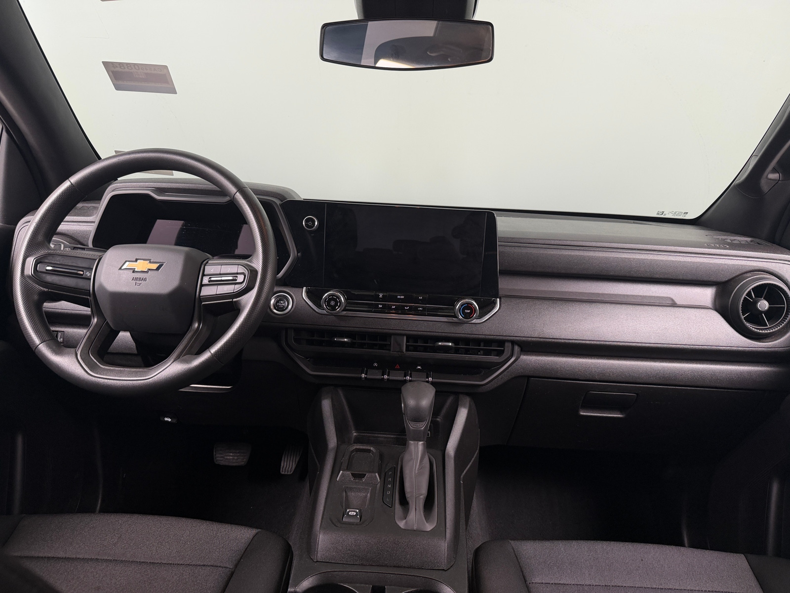 Thumbnail: 2024 Chevrolet Colorado - 3