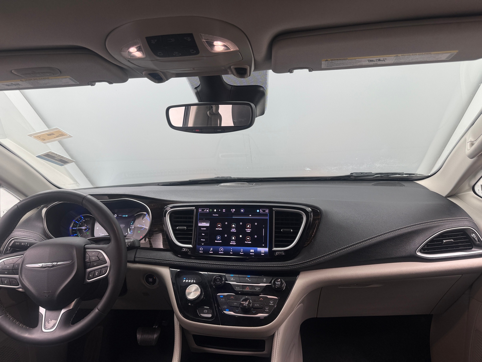 Thumbnail: 2023 Chrysler Pacifica - 2