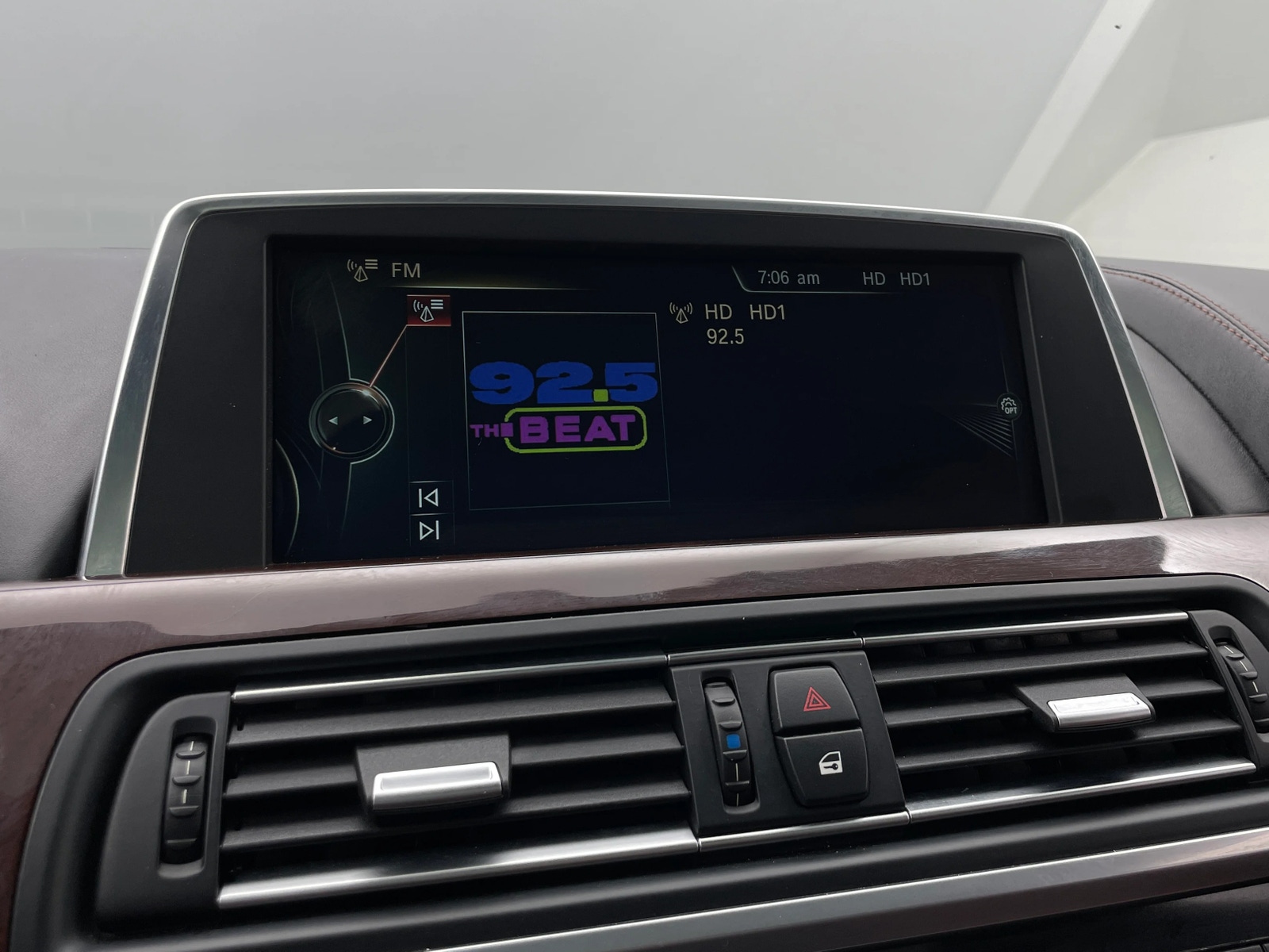 Thumbnail: 2015 BMW 6 Series - 3