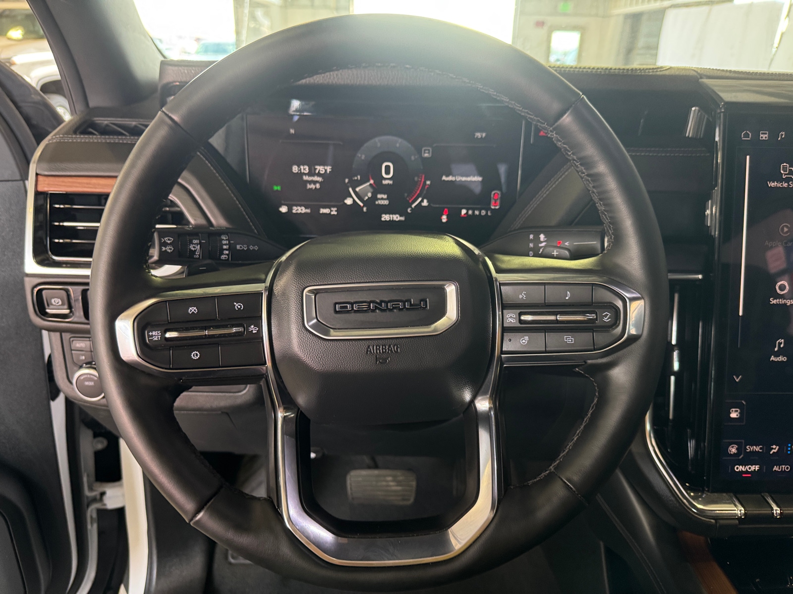 Thumbnail: 2025 GMC Yukon - 4