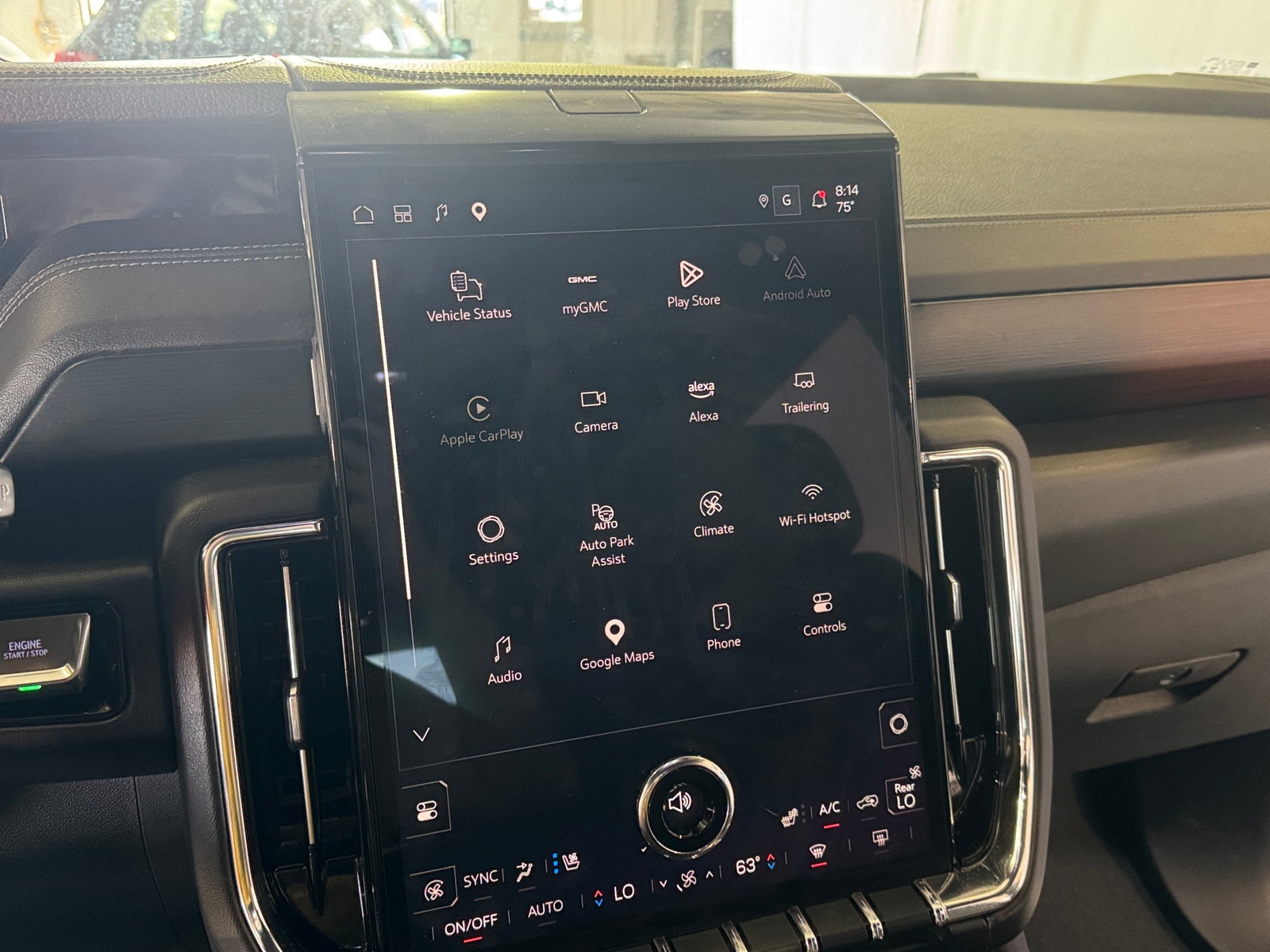Thumbnail: 2025 GMC Yukon - 3