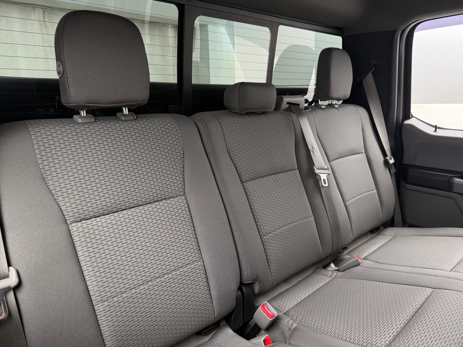 Thumbnail: 2015 Ford Econoline - 6