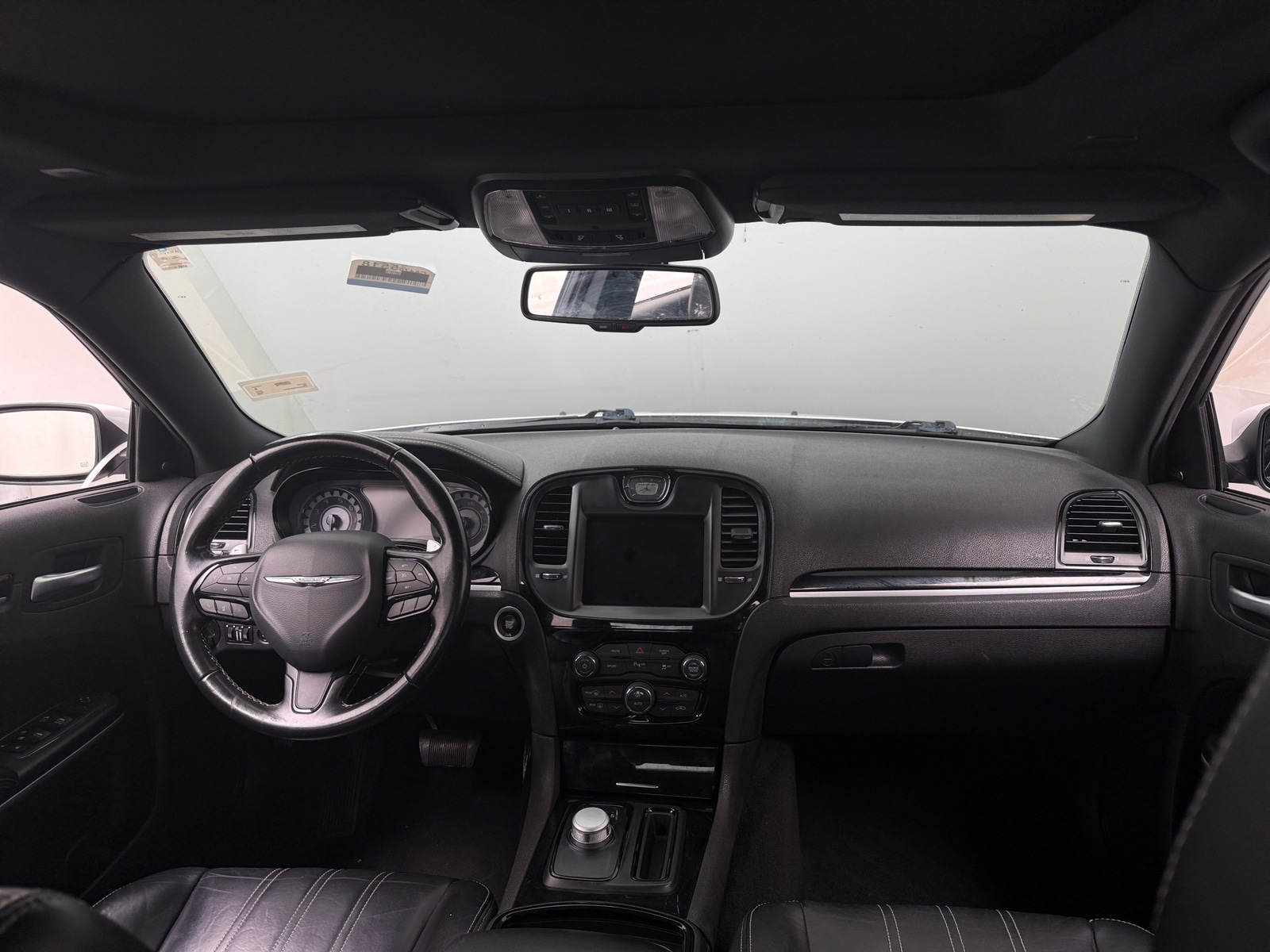 Thumbnail: 2022 Chrysler 300 - 2