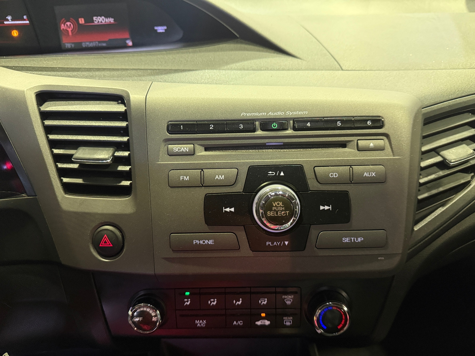 Thumbnail: 2012 Honda Civic - 3