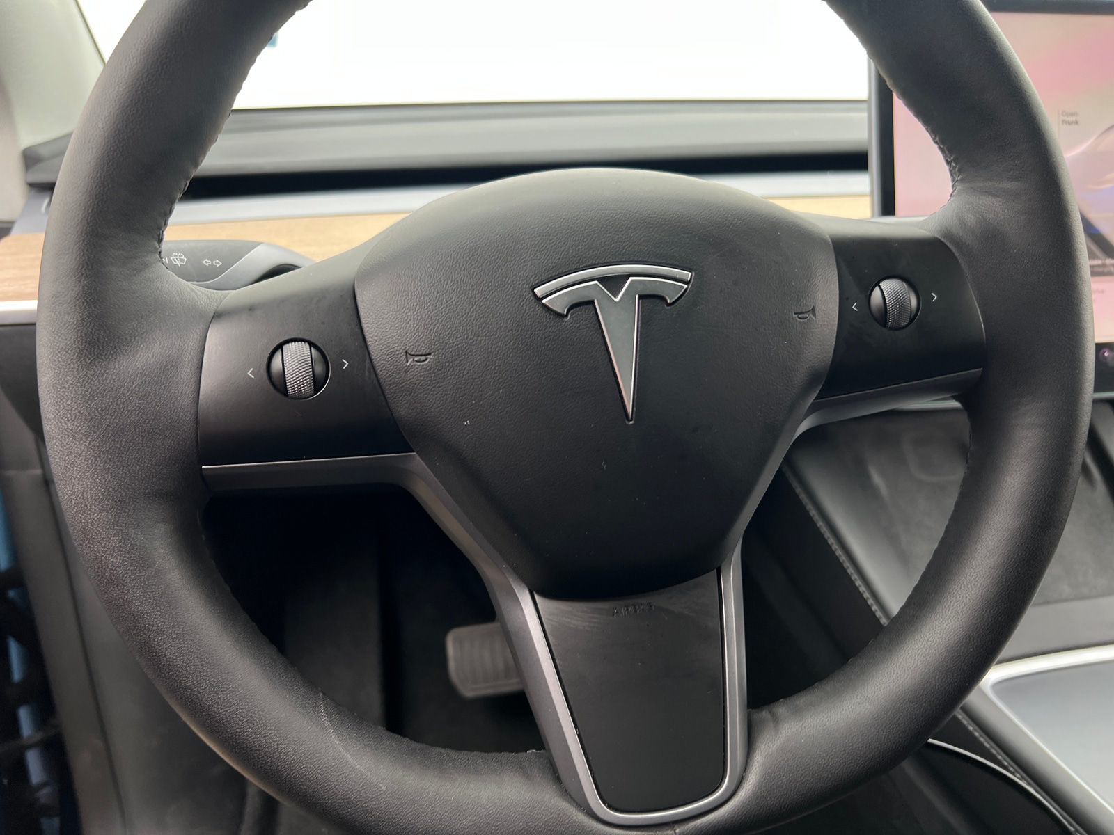 Thumbnail: 2022 Tesla Model Y - 4