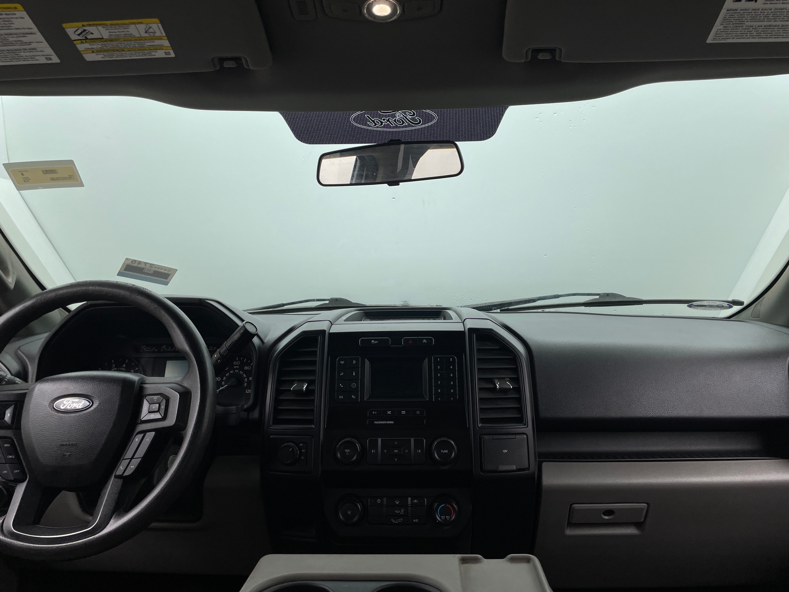 Thumbnail: 2018 Ford Econoline - 3