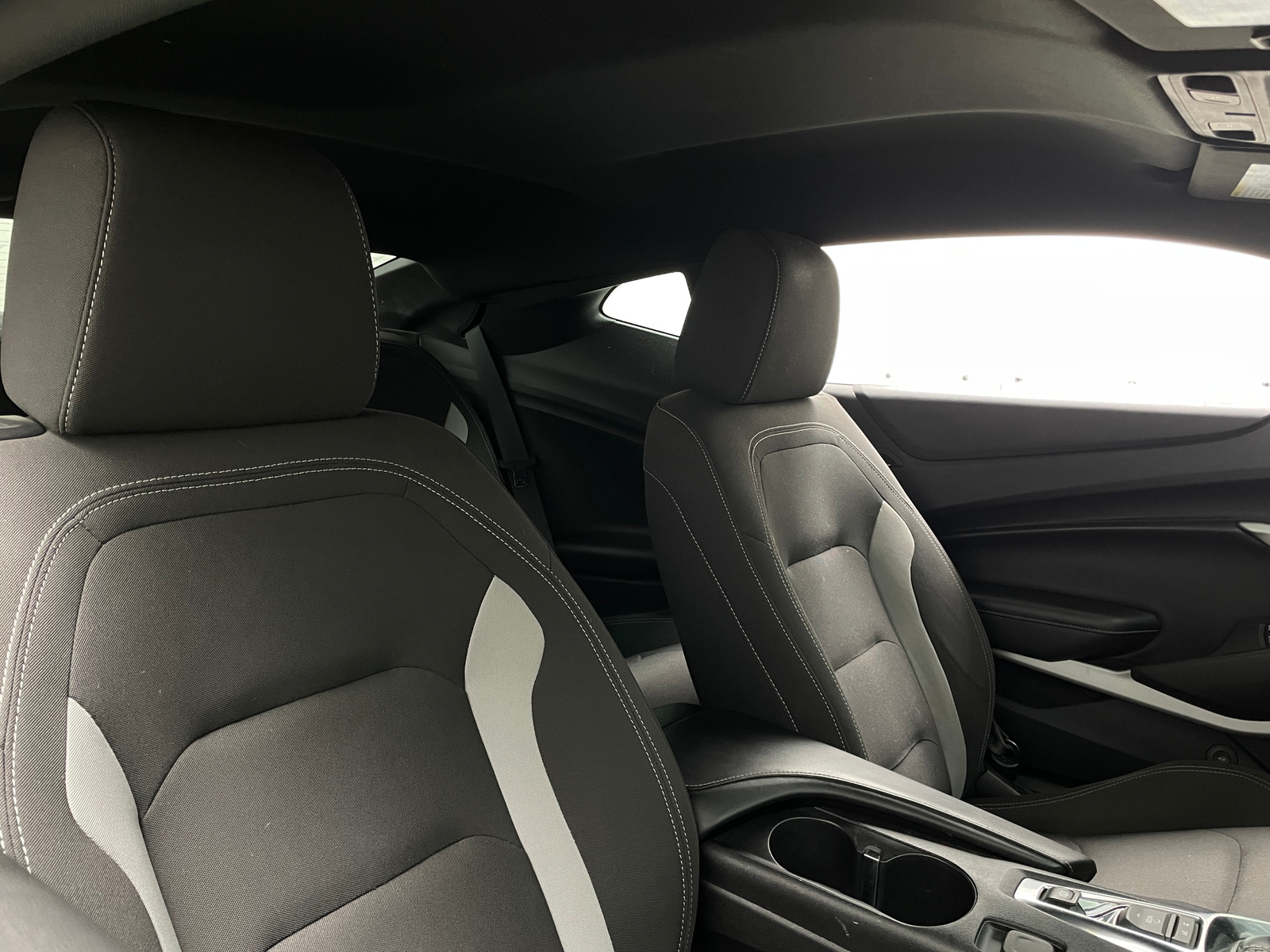 Thumbnail: 2019 Chevrolet Camaro - 2