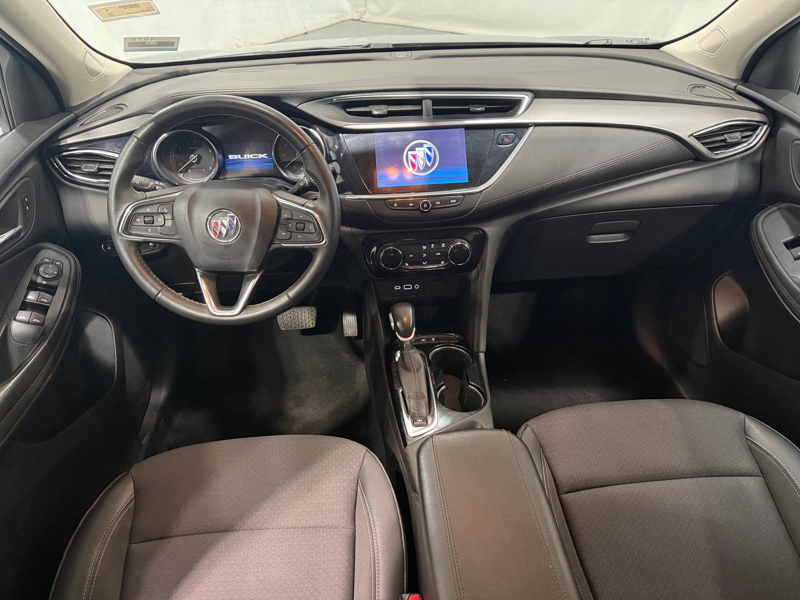 Thumbnail: 2022 Buick Encore GX - 2