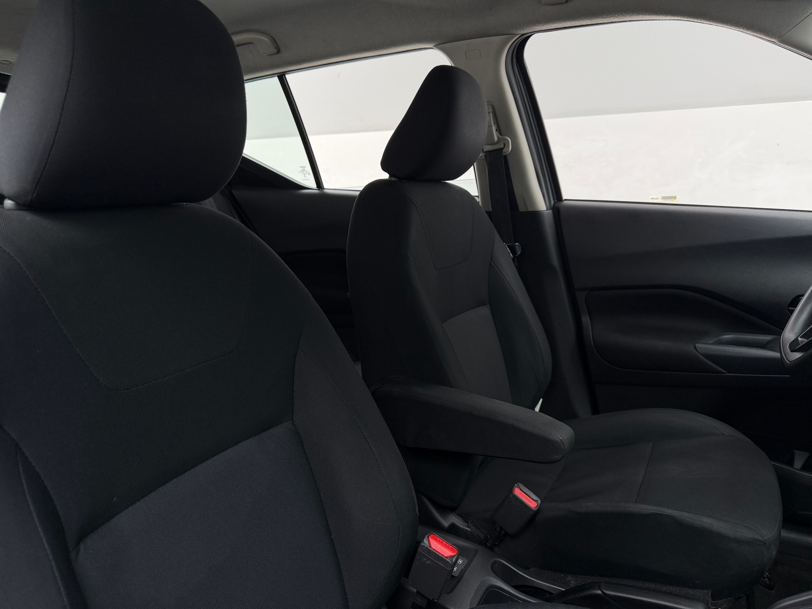 Thumbnail: 2023 Nissan Kicks - 2