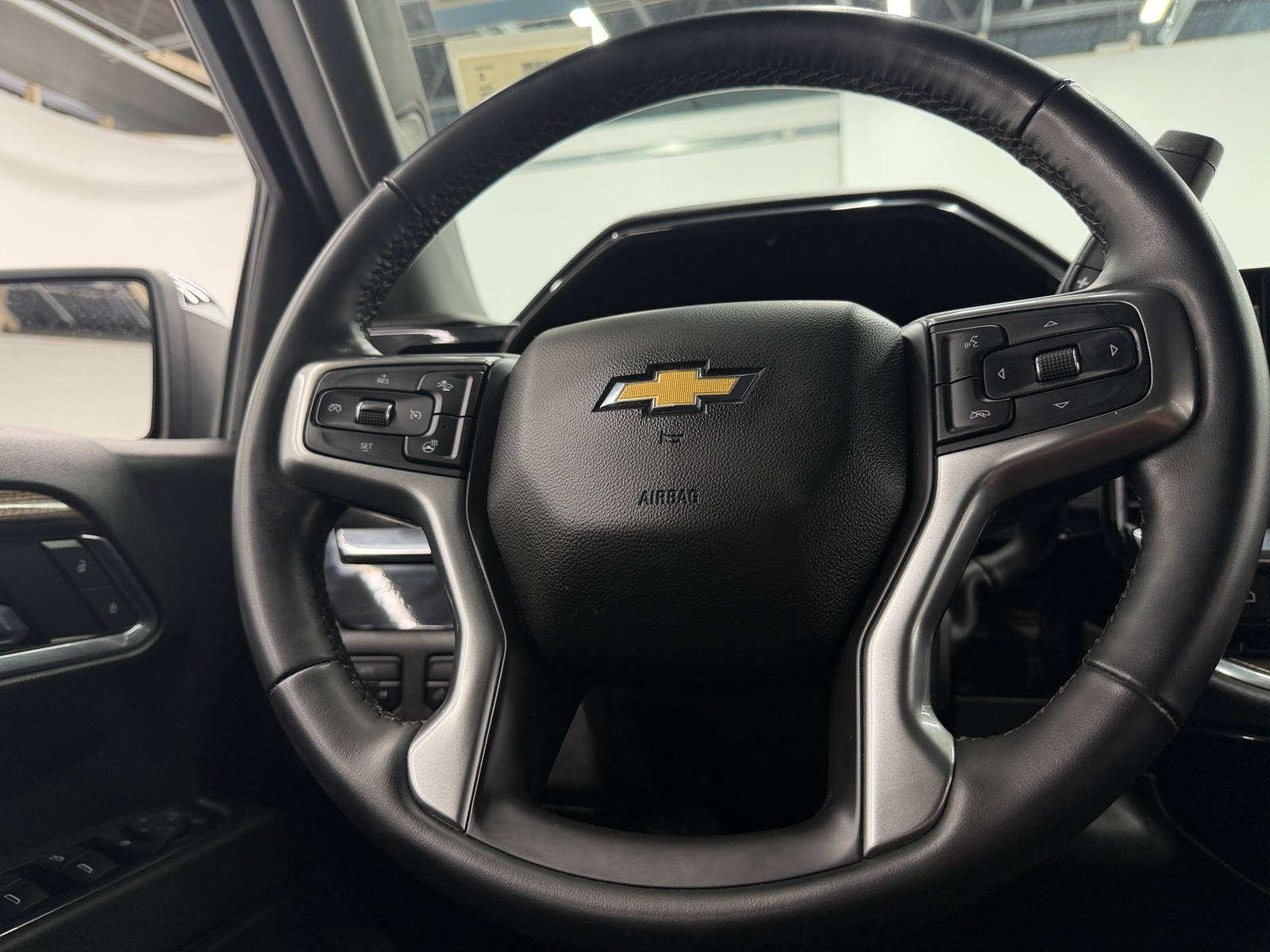 Thumbnail: 2024 Chevrolet Silverado 1500 - 4