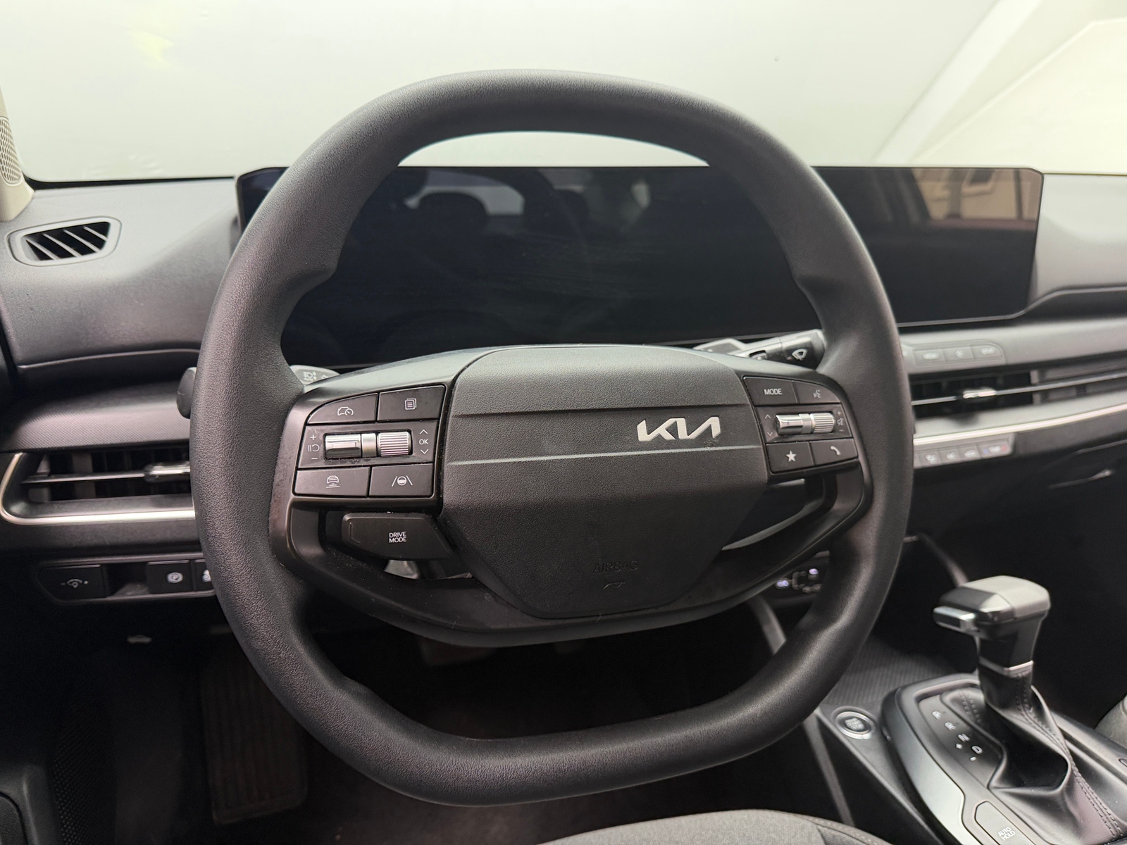 Thumbnail: 2025 Kia K4 - 5