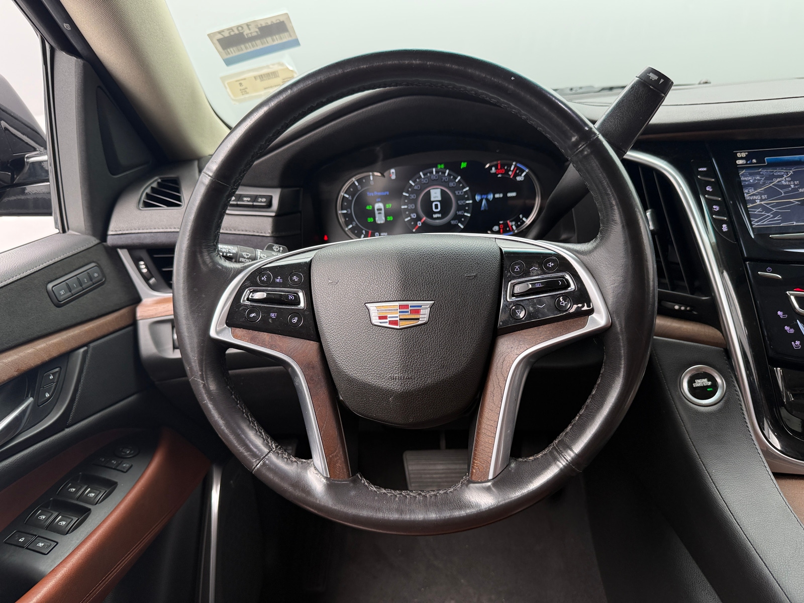 Thumbnail: 2019 Cadillac Escalade - 4