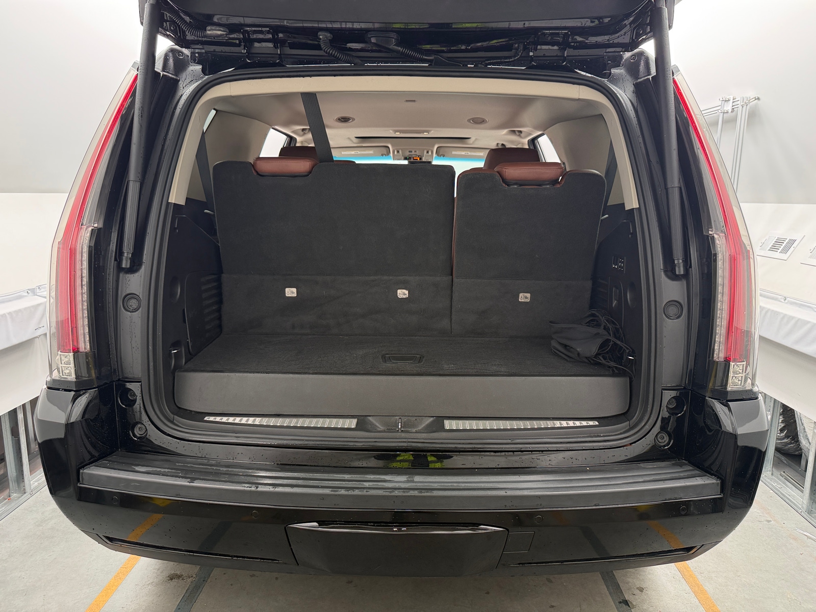 Thumbnail: 2019 Cadillac Escalade - 6