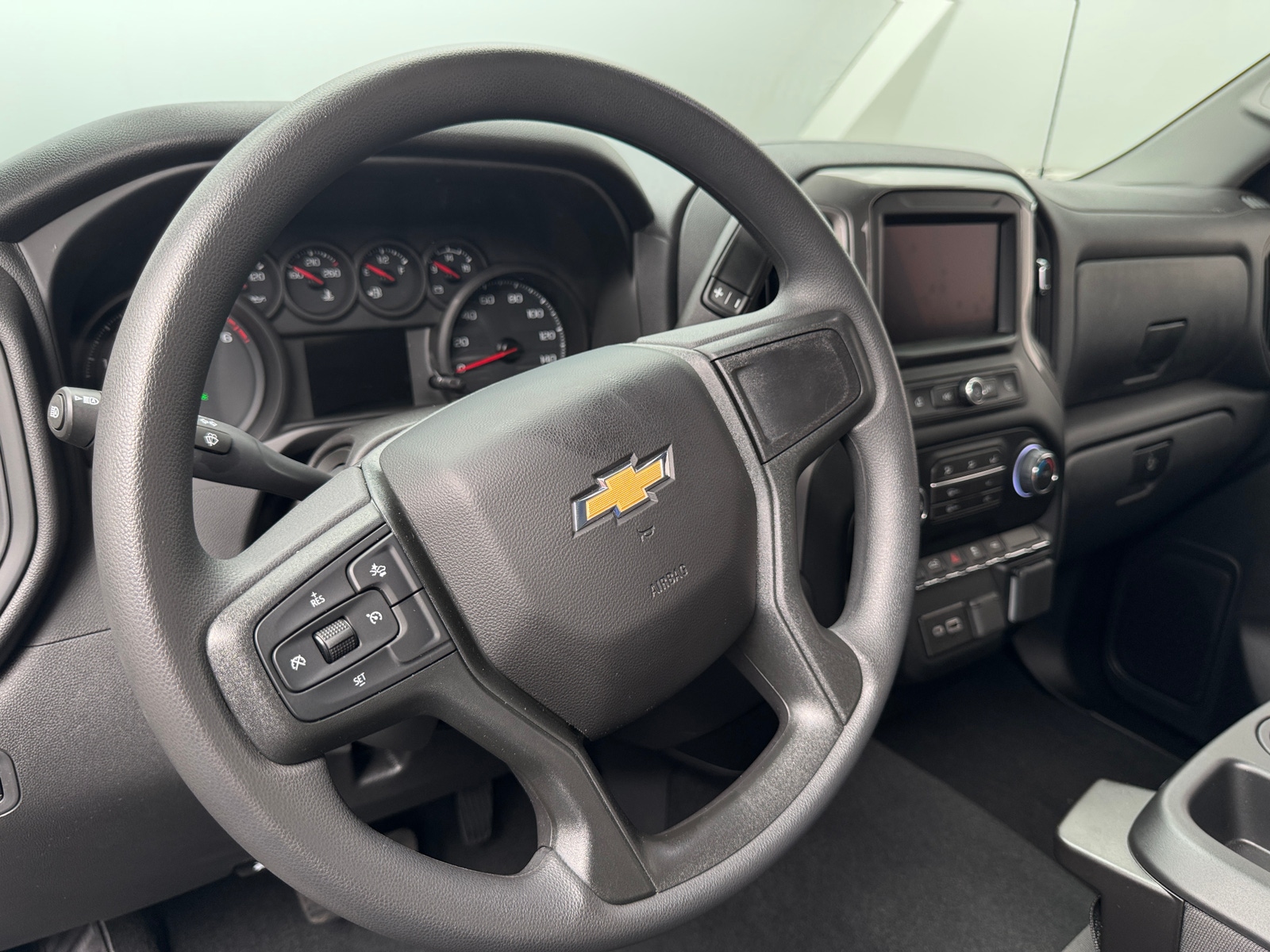 Thumbnail: 2026 Chevrolet Silverado 1500 - 5