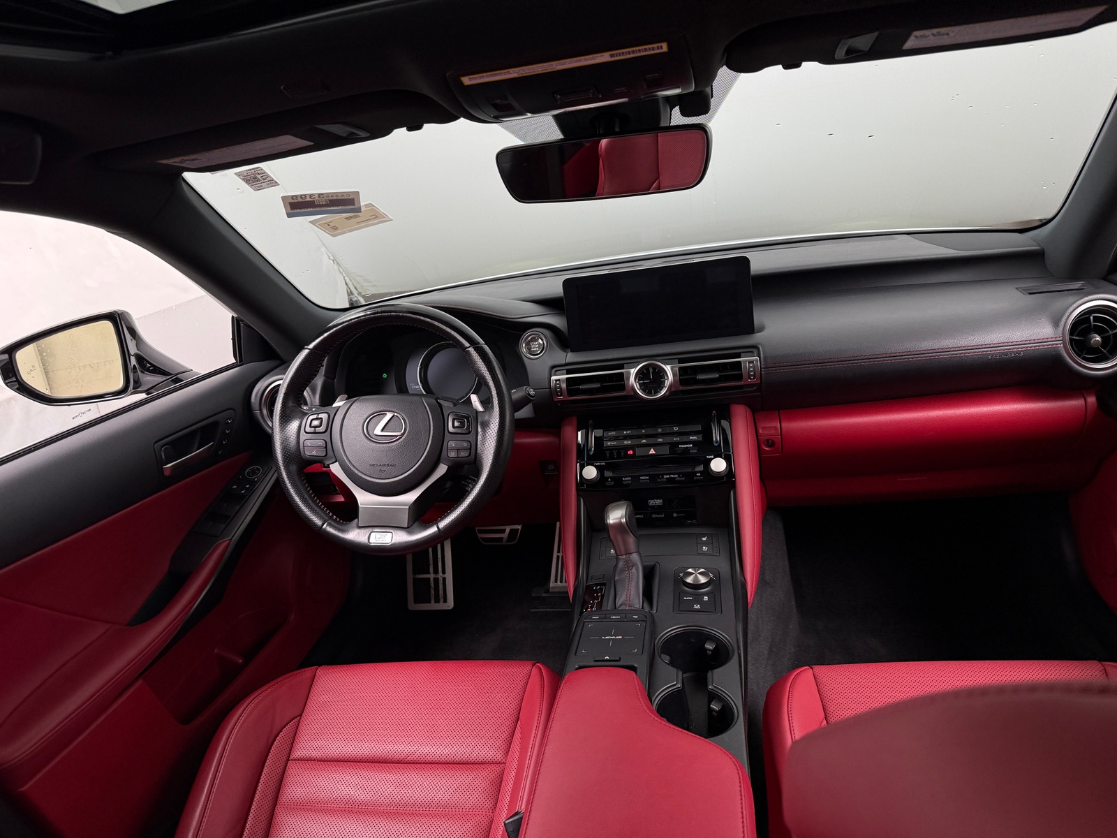 Thumbnail: 2022 Lexus IS - 2