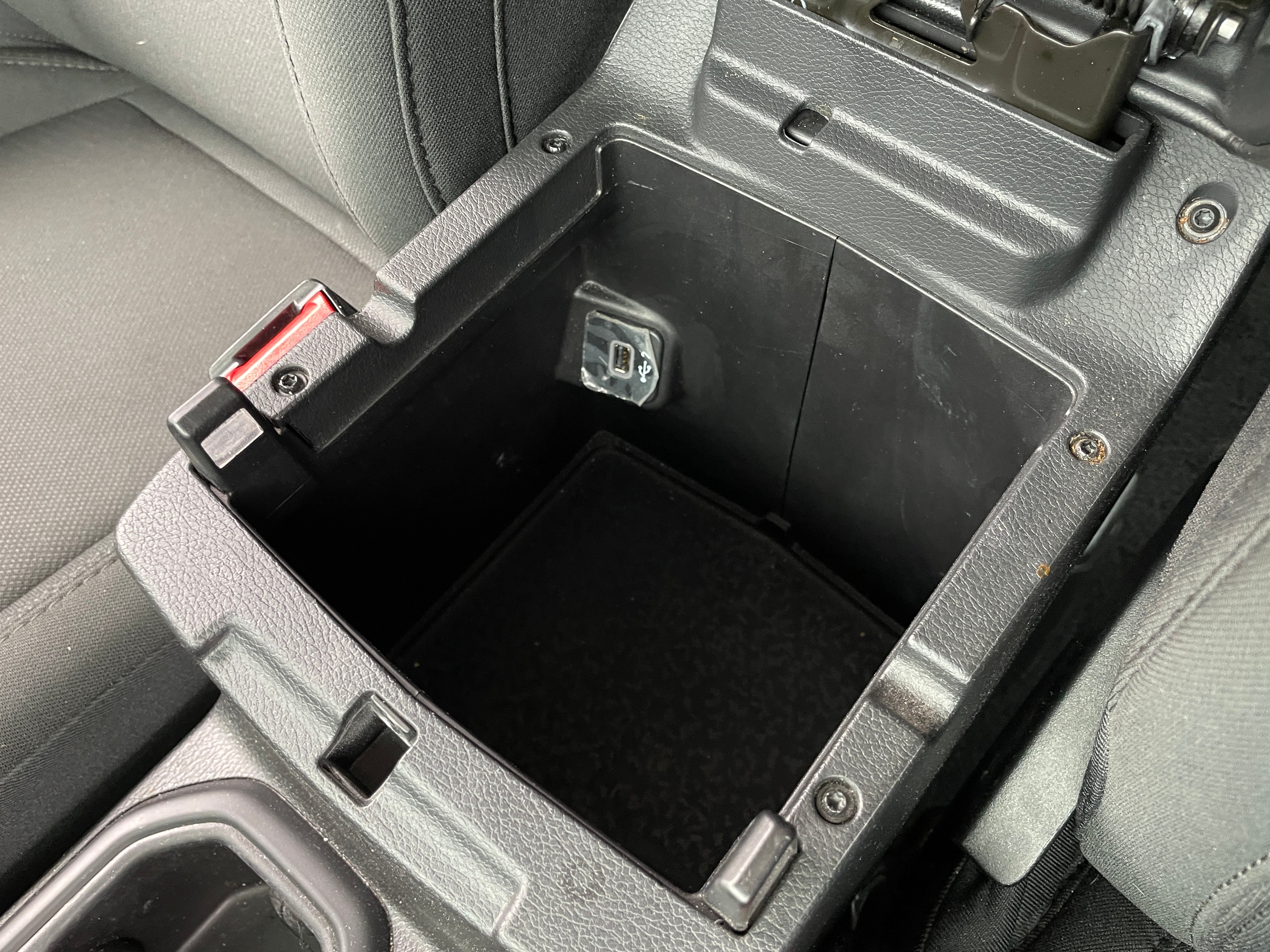 2023 Jeep Wrangler 2-Door Sport - Photo 11