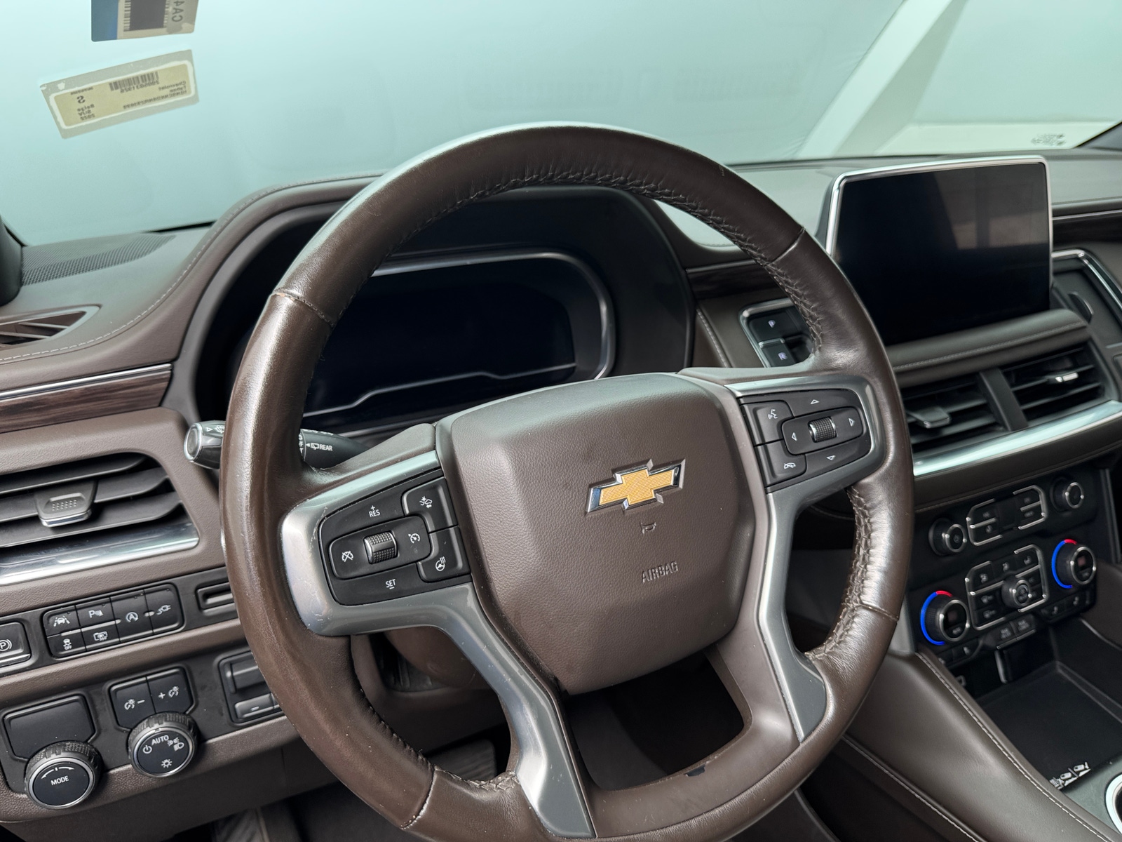Thumbnail: 2022 Chevrolet Tahoe - 4