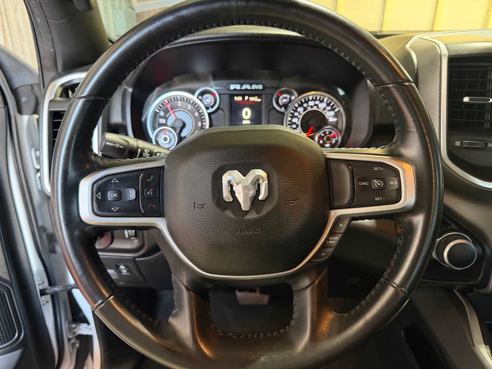 Thumbnail: 2022 RAM 1500 - 5