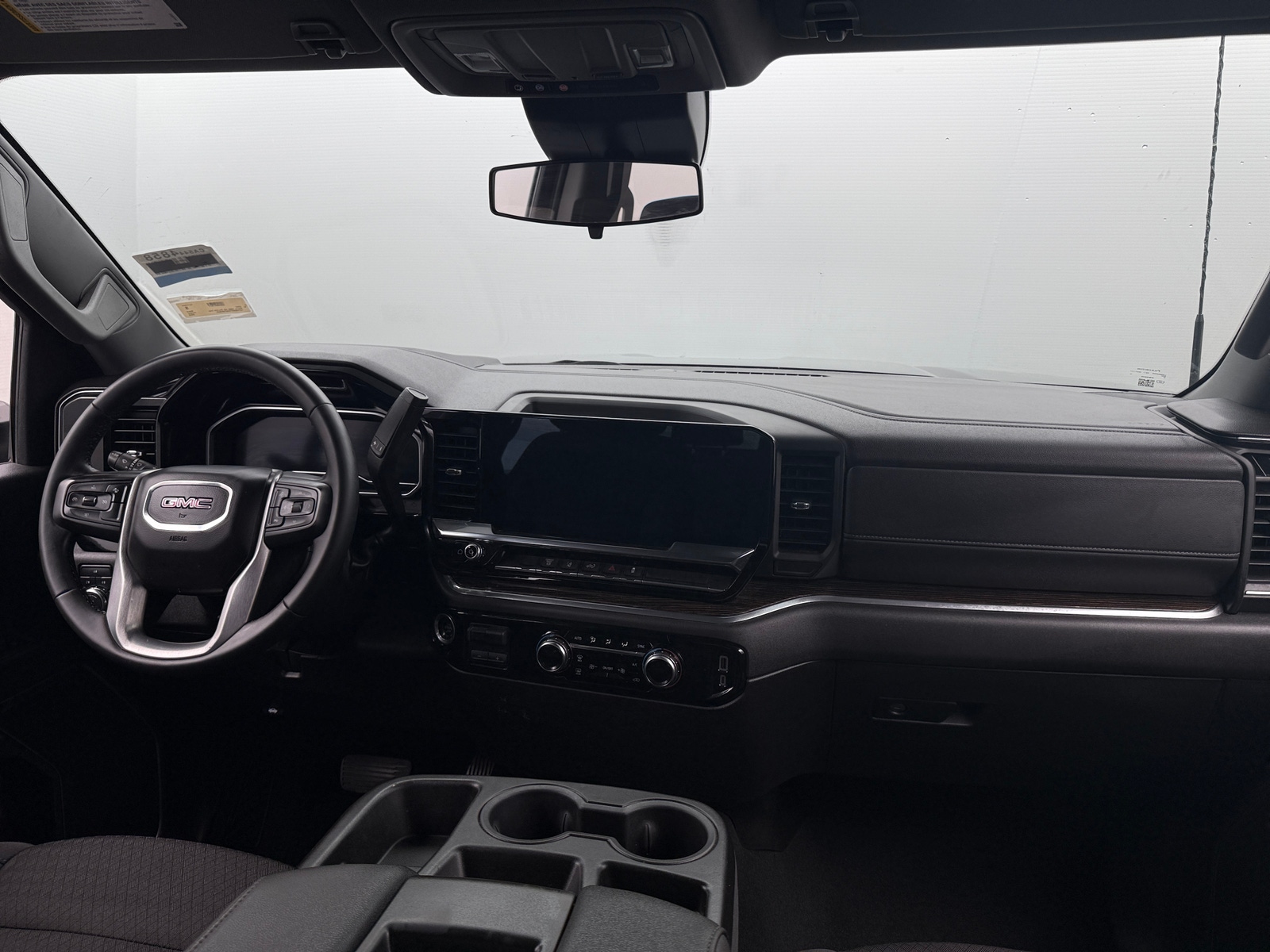 Thumbnail: 2024 GMC Sierra 2500 - 3