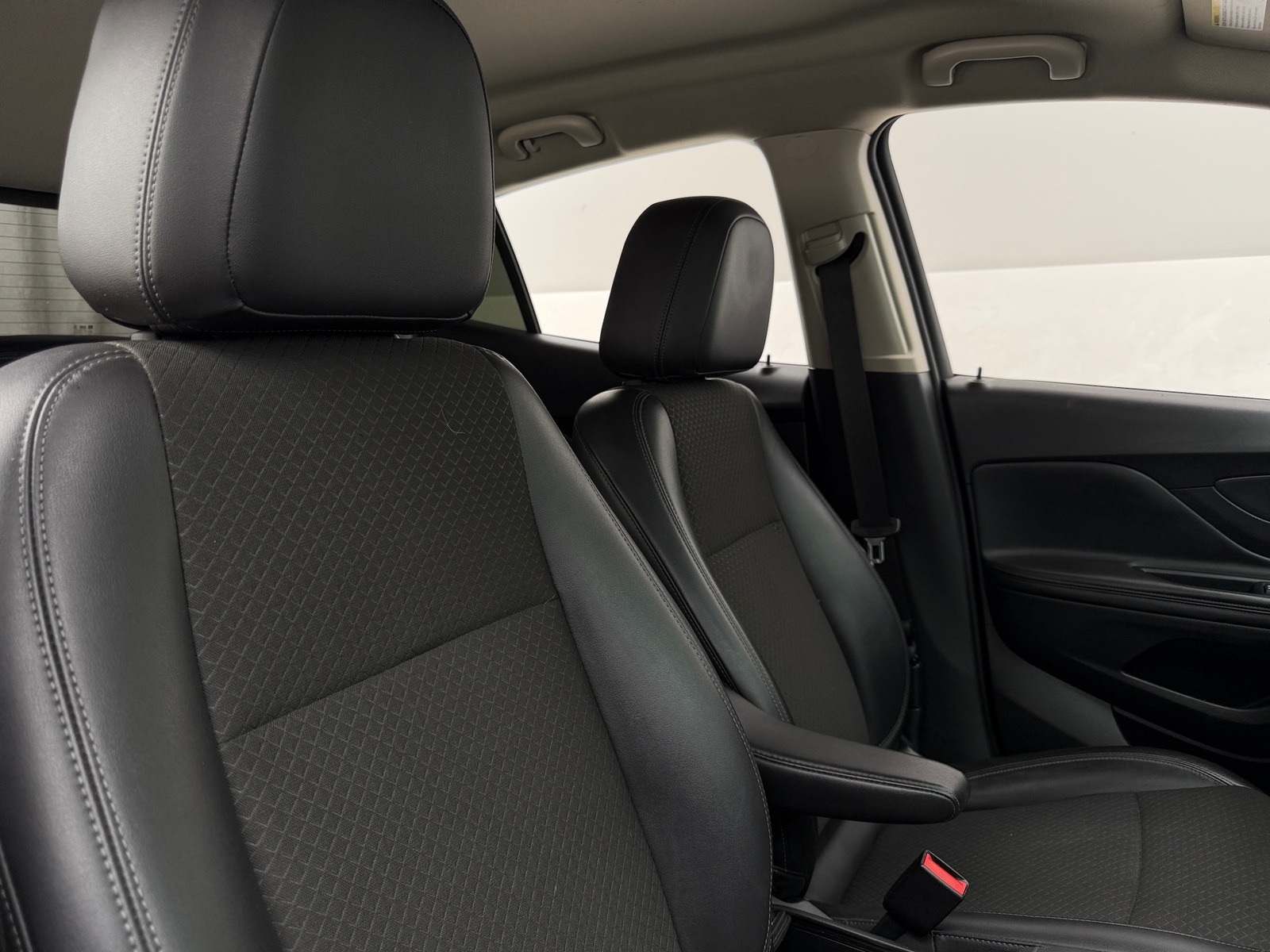 Thumbnail: 2019 Buick Encore - 2