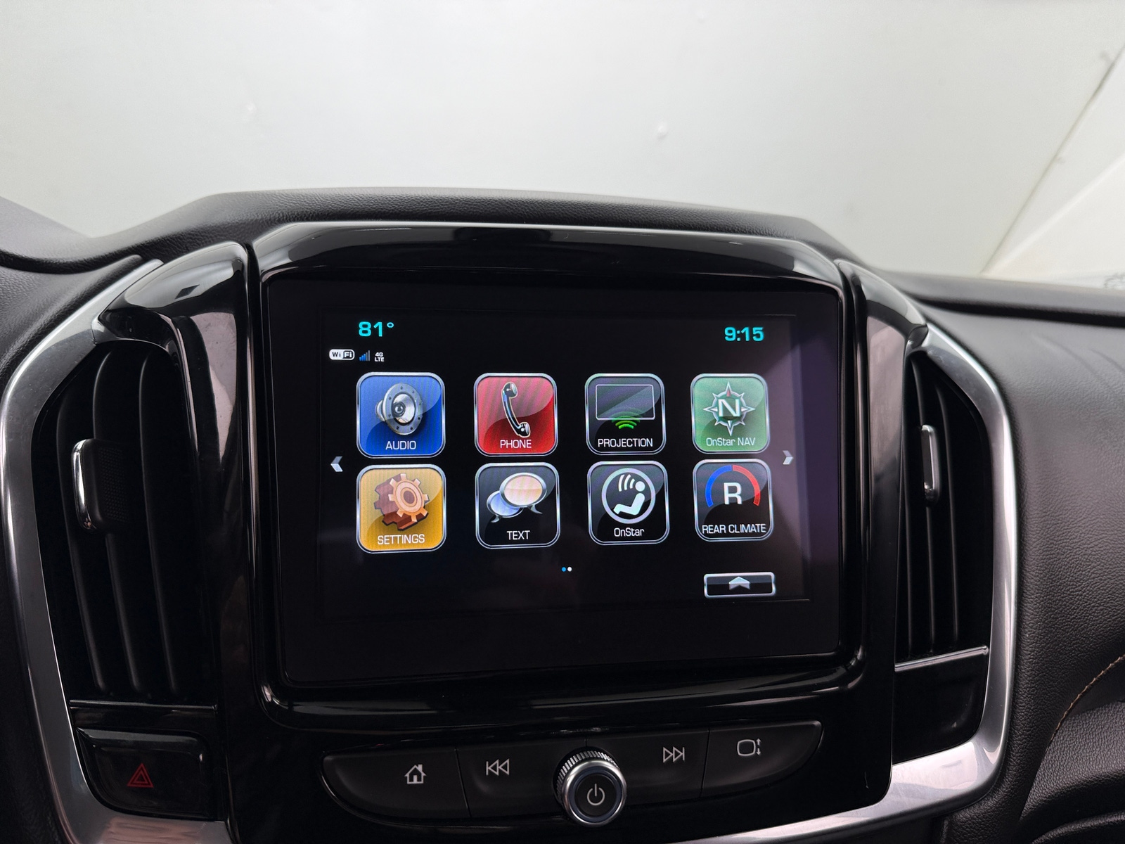 Thumbnail: 2019 Chevrolet Traverse - 4