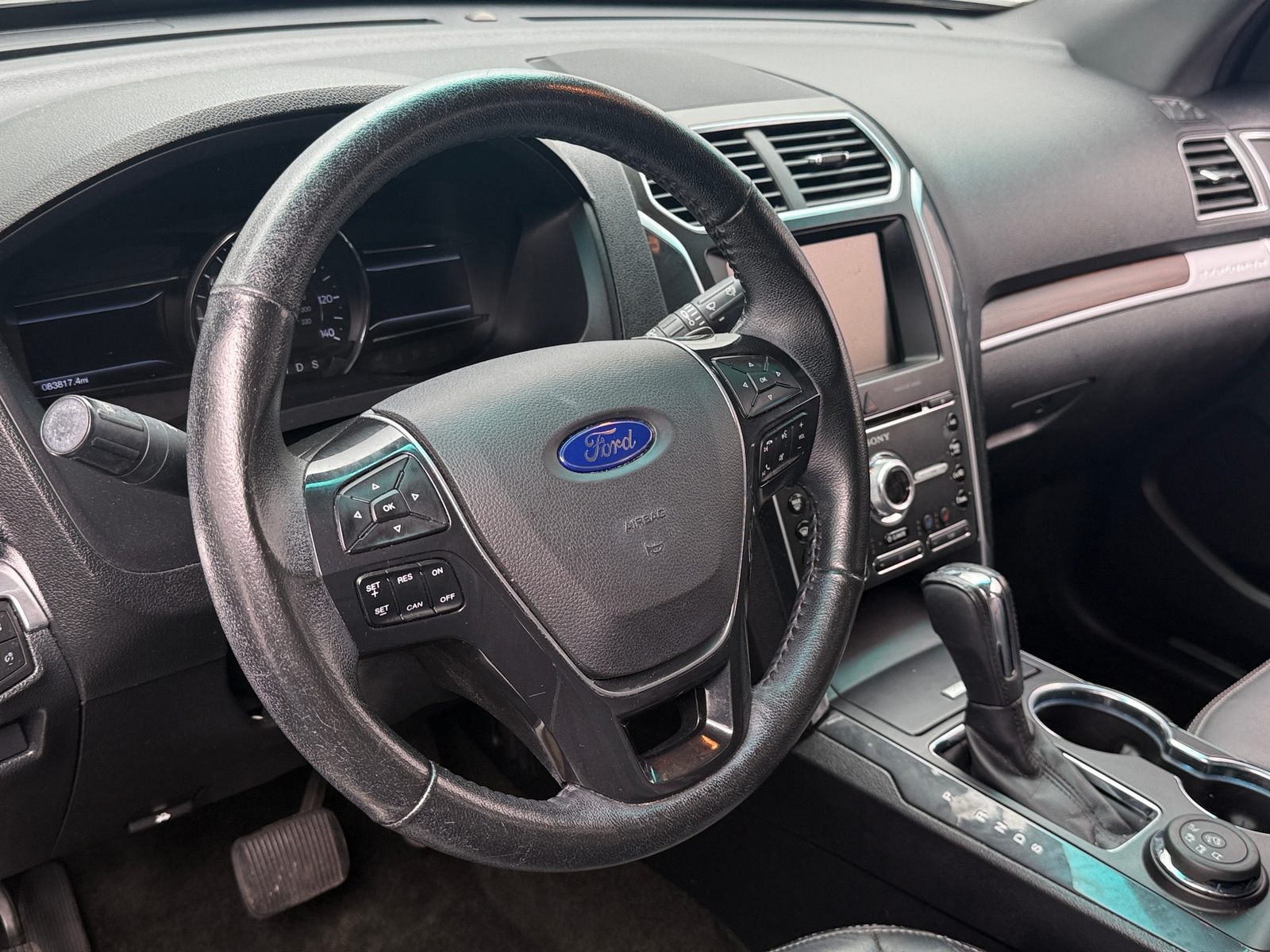 Thumbnail: 2016 Ford Explorer - 4