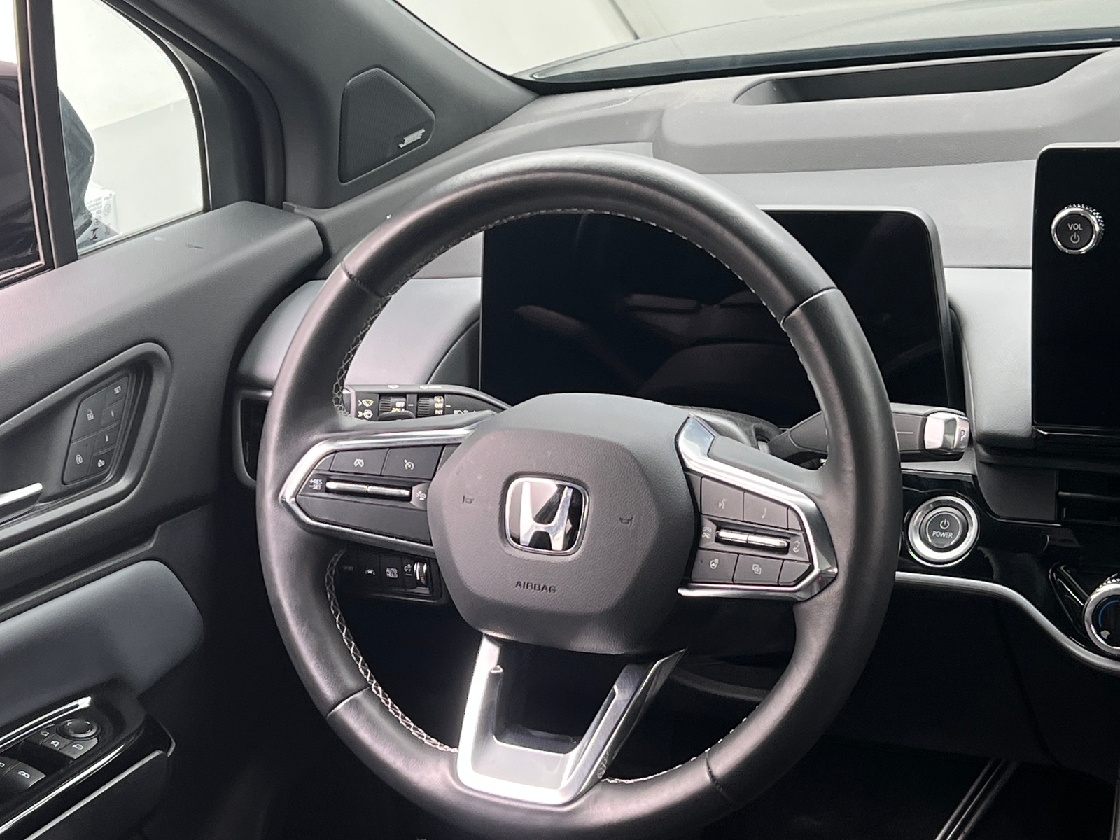 Thumbnail: 2024 Honda Prologue - 4