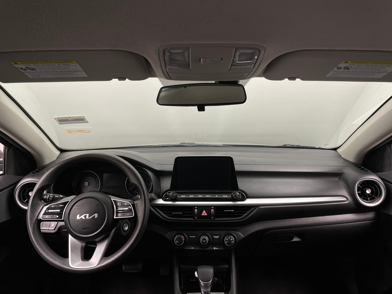 Thumbnail: 2024 Kia Forte - 3